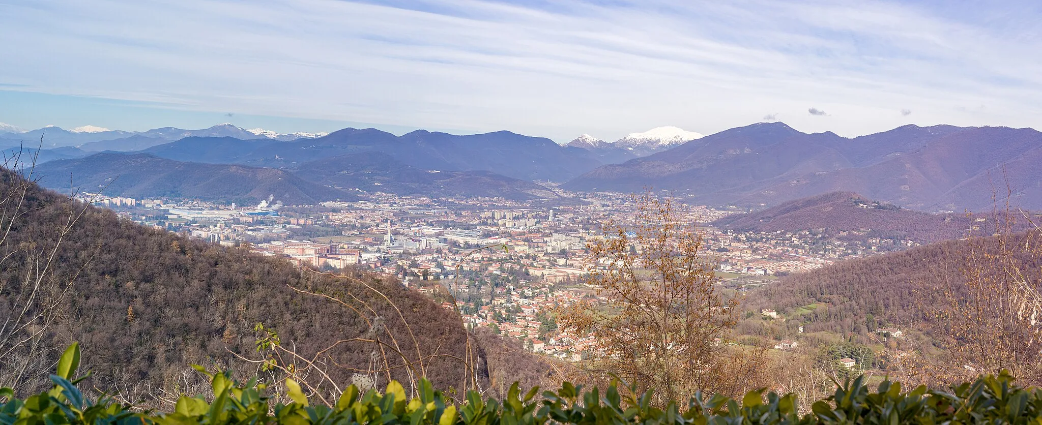 Photo showing: View of Brescia and the Mount Guglielmo also known as Gölem.