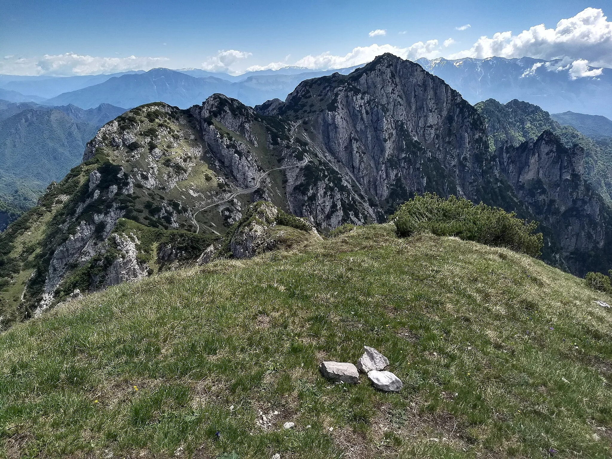 Photo showing: monte Tombea