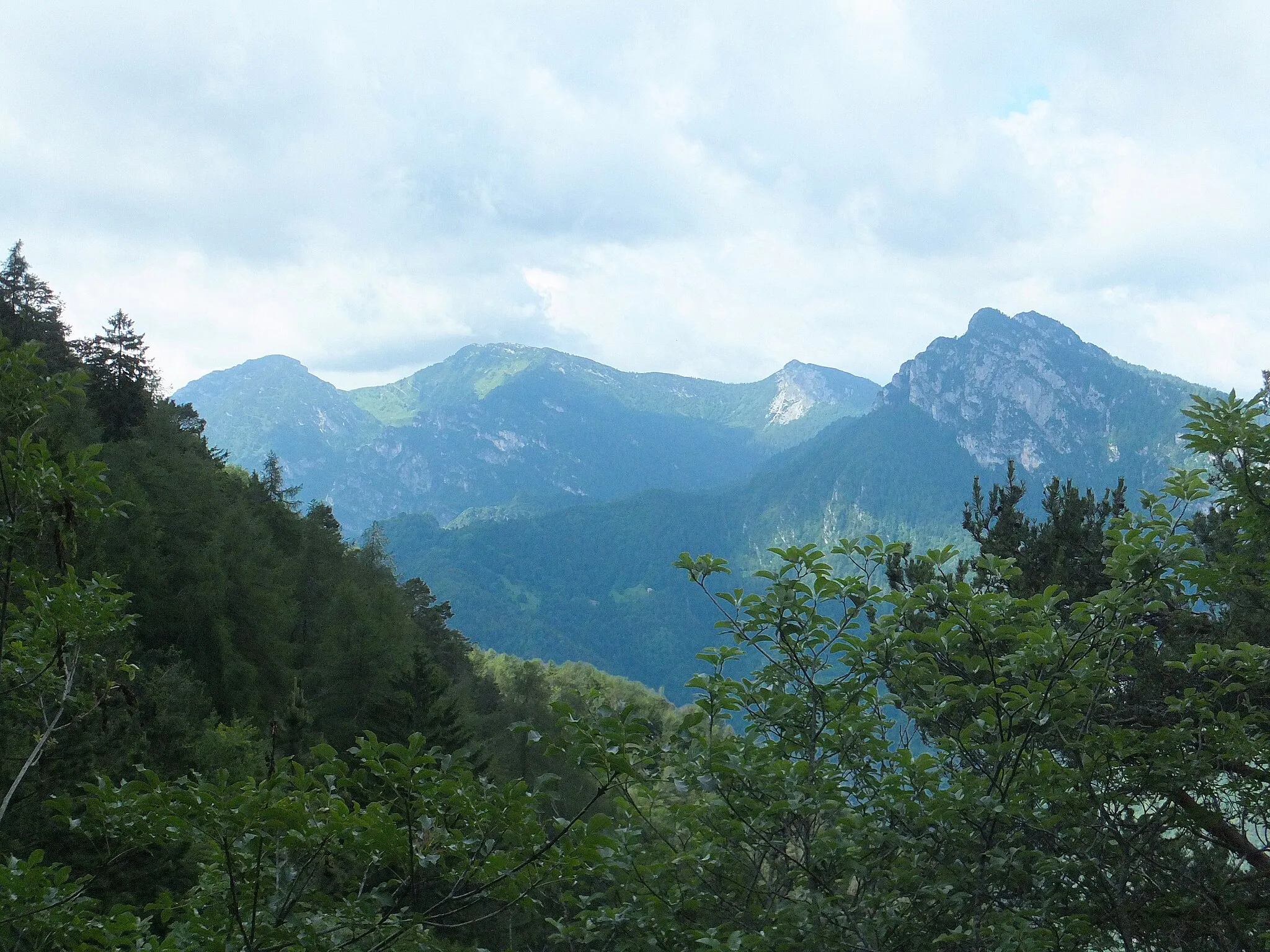 Photo showing: Monte Tremalzo