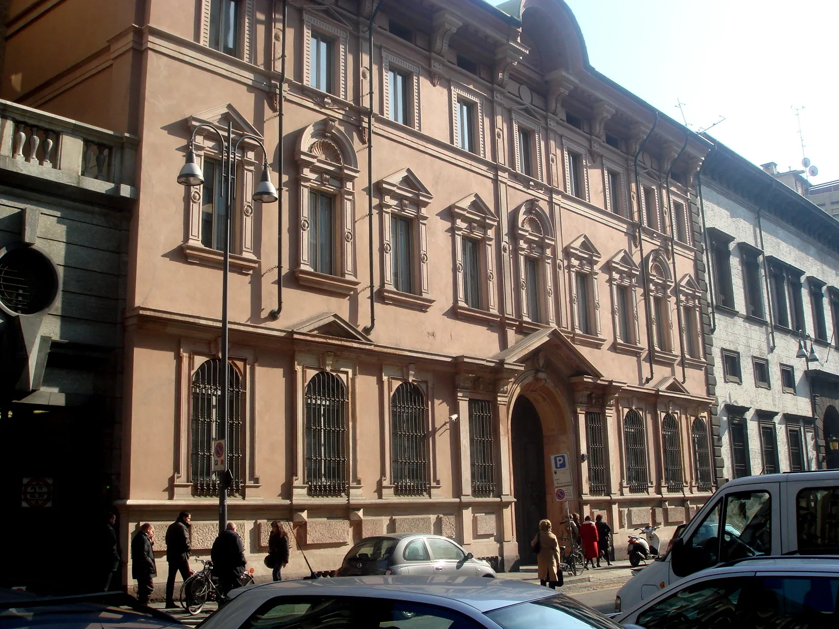 Photo showing: The eclectic-style facade of Palazzo Corio Casati palace in Milan, Italy. It was built by Enrico Terzaghi (1859). Picture by Giovanni Dall'Orto, February 14, 2008.