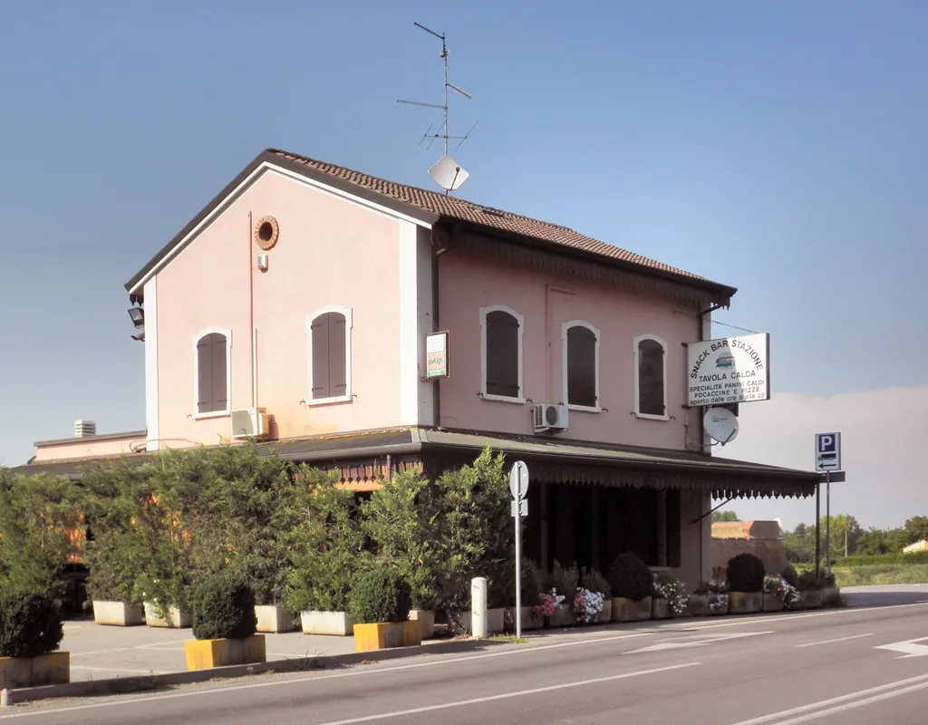 Photo showing: La ex stazione tranviaria di Sabbioneta.