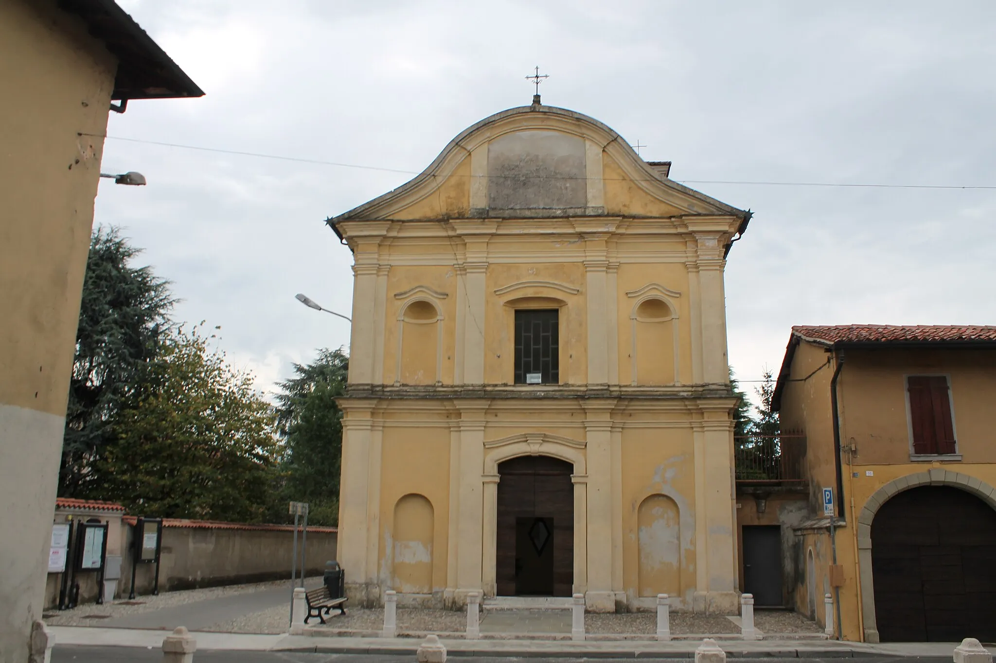 Photo showing: Foto della Chiesa di S. Alberto (Castelcovati, BS)