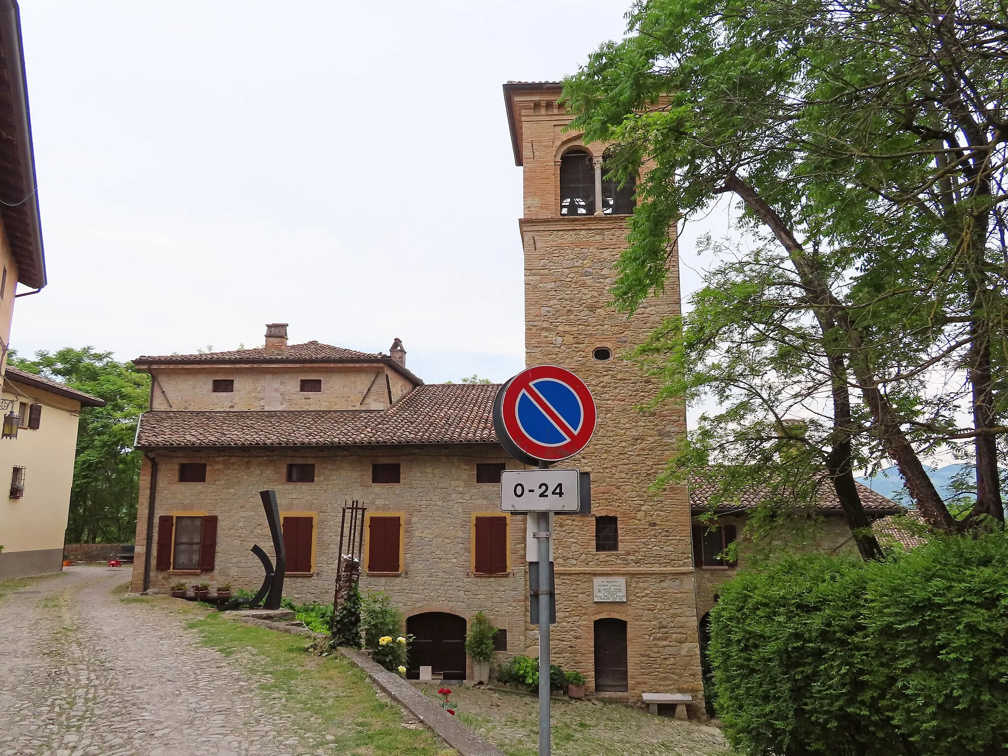 Photo showing: Campanile della chiesa di San Silvestro