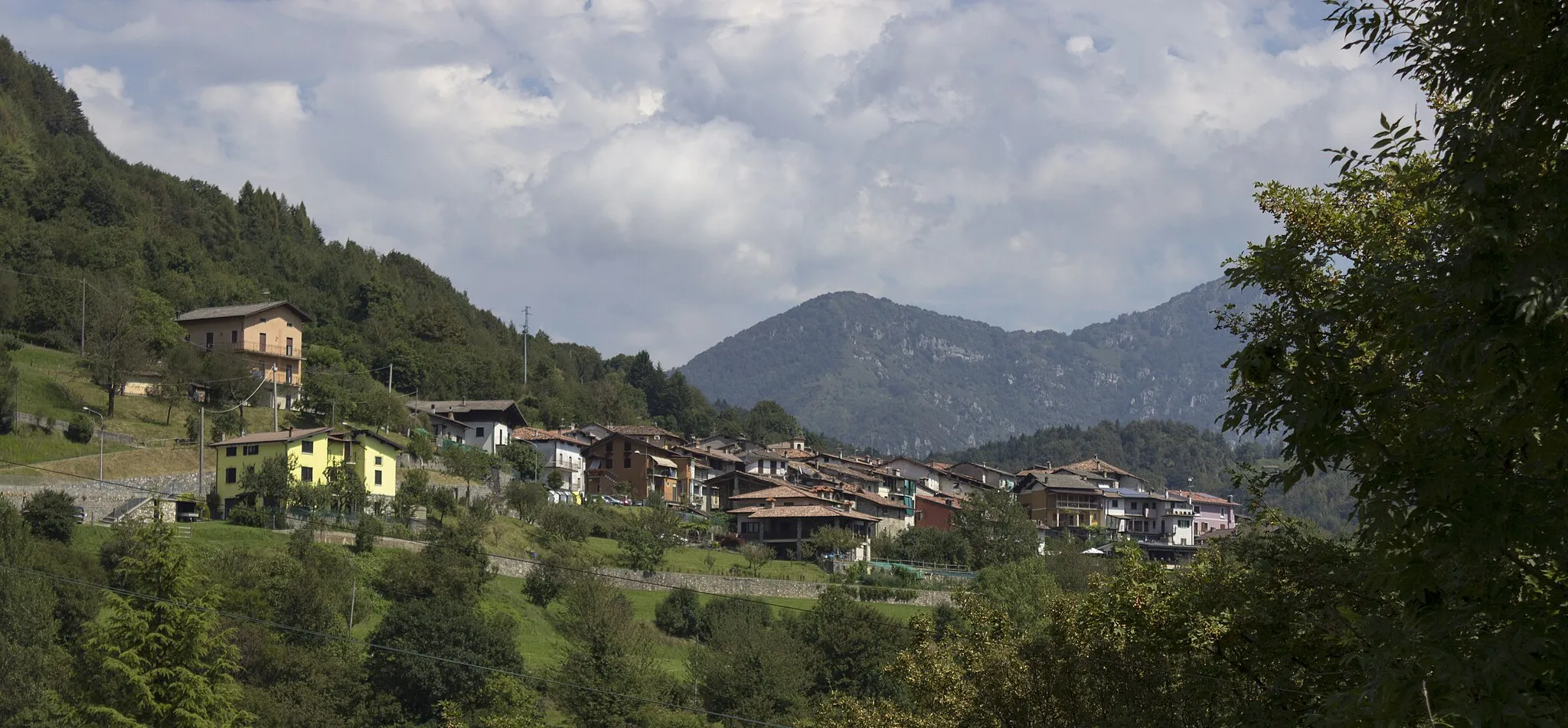 Photo showing: View on Vico, Treviso Bresciano.