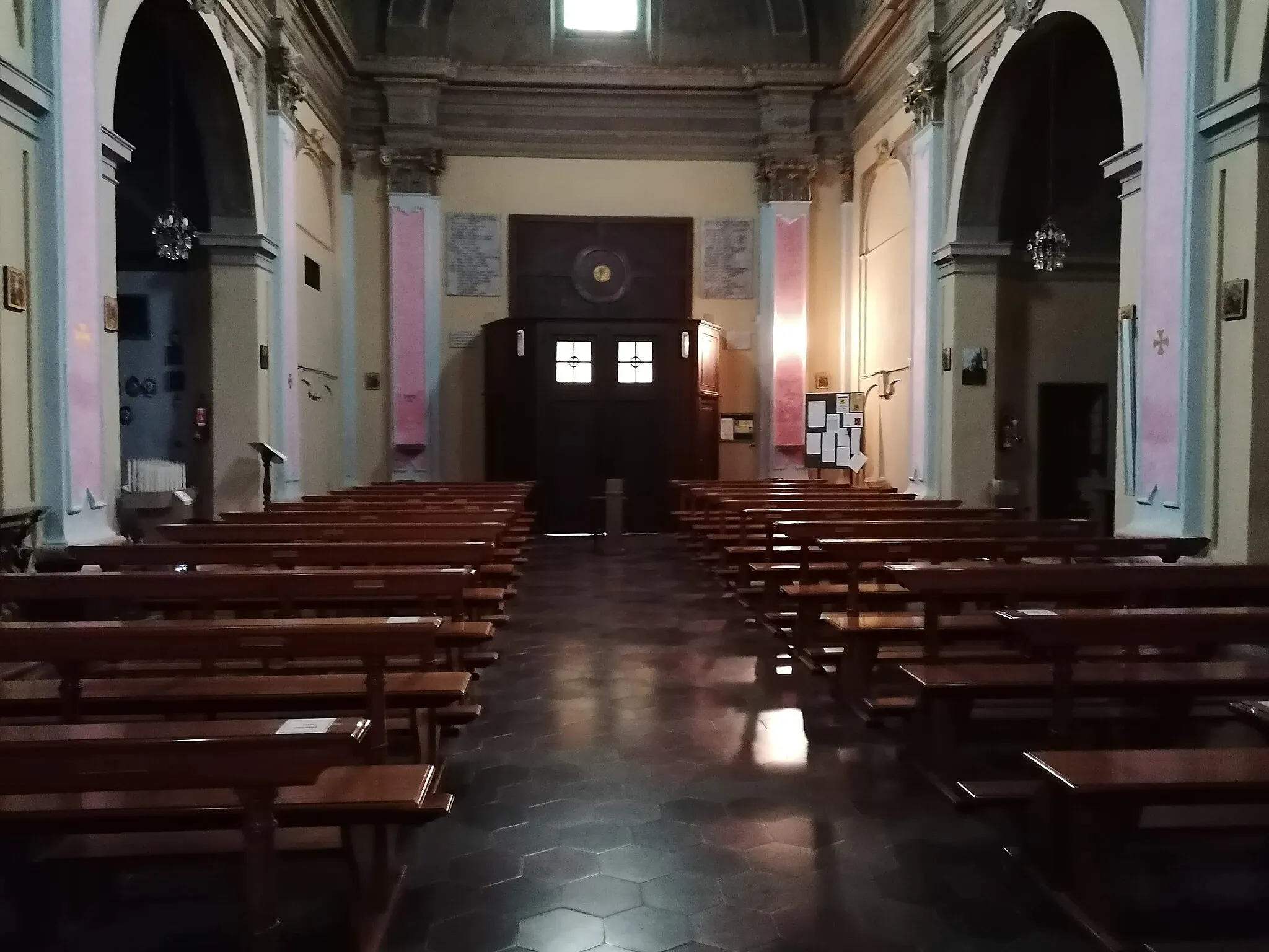 Photo showing: L'interno della chiesa di Santa Margherita a Remondò (Gambolò).