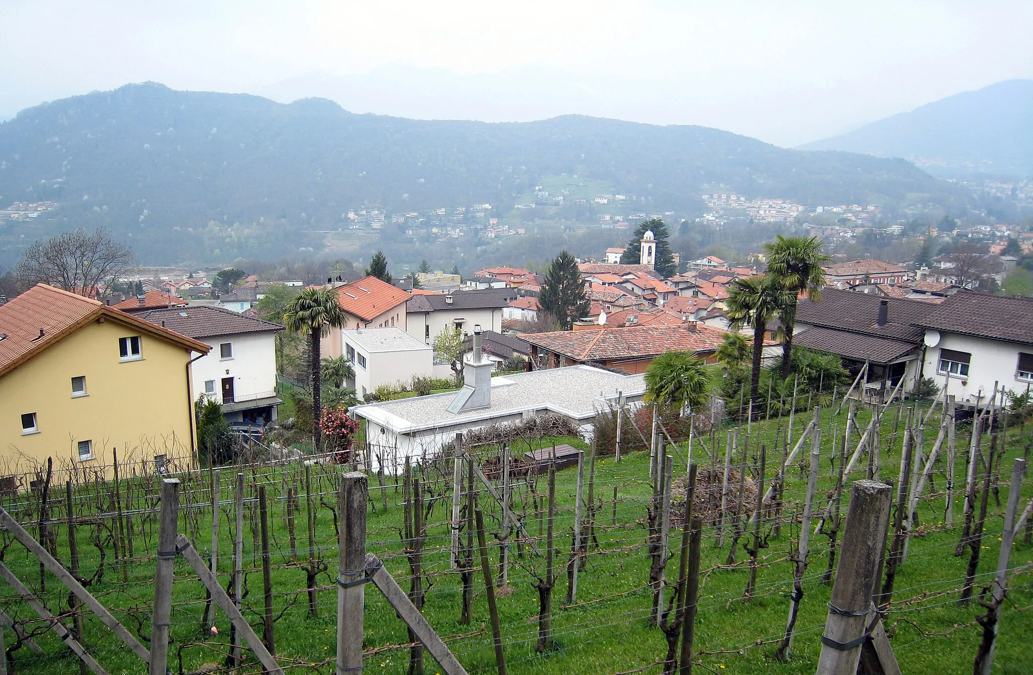 Photo showing: Cadro, a municipality in the district of Lugano in the canton of Ticino in Switzerland.