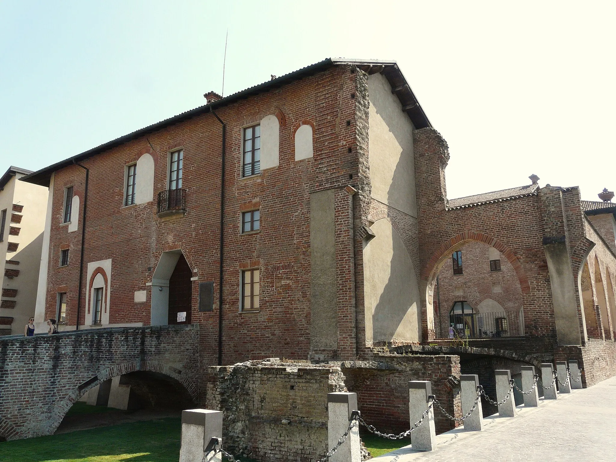 Photo showing: Castello Visconteo, Abbiategrasso, Lombardia, Italia