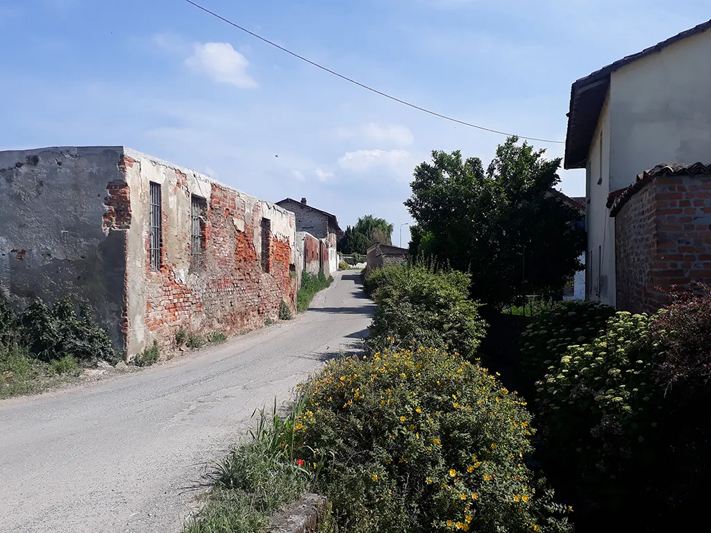 Photo showing: Vista di Cà dell’Acqua, frazione del comune di Borgo San Giovanni.