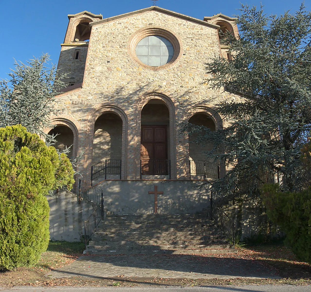 Photo showing: Pometo, frazione di Colli Verdi, già di Ruinoː la chiesa parrocchiale di Nostra Signora di Fatima.