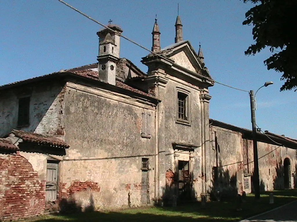 Photo showing: Pozzo Baronzio (Torre de' Picenardi) - La cascina Fortuna - La chiesa