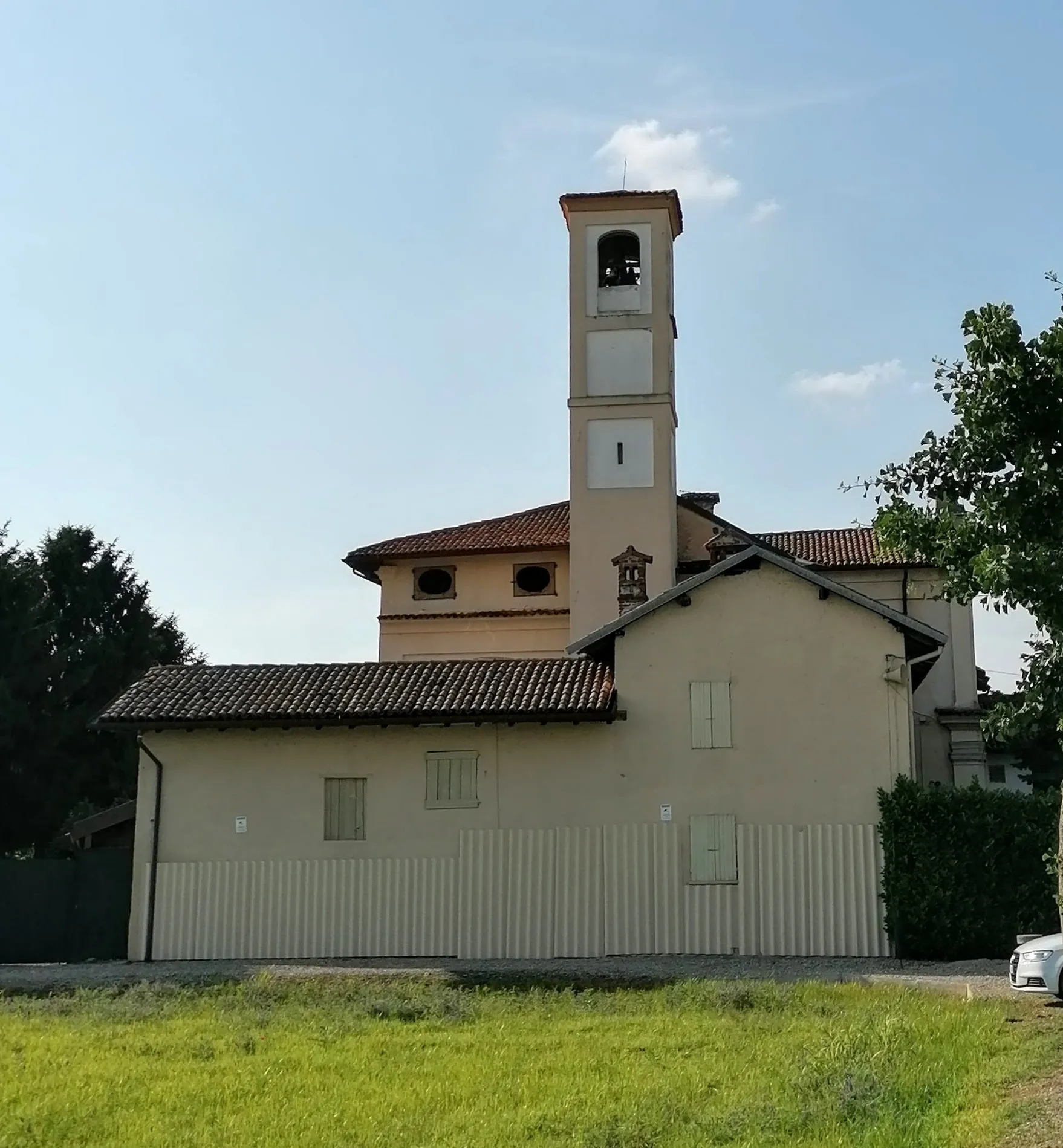 Photo showing: Il campanile della Chiesa della Beata Vergine Addolorata alla Buccella (Vigevano).