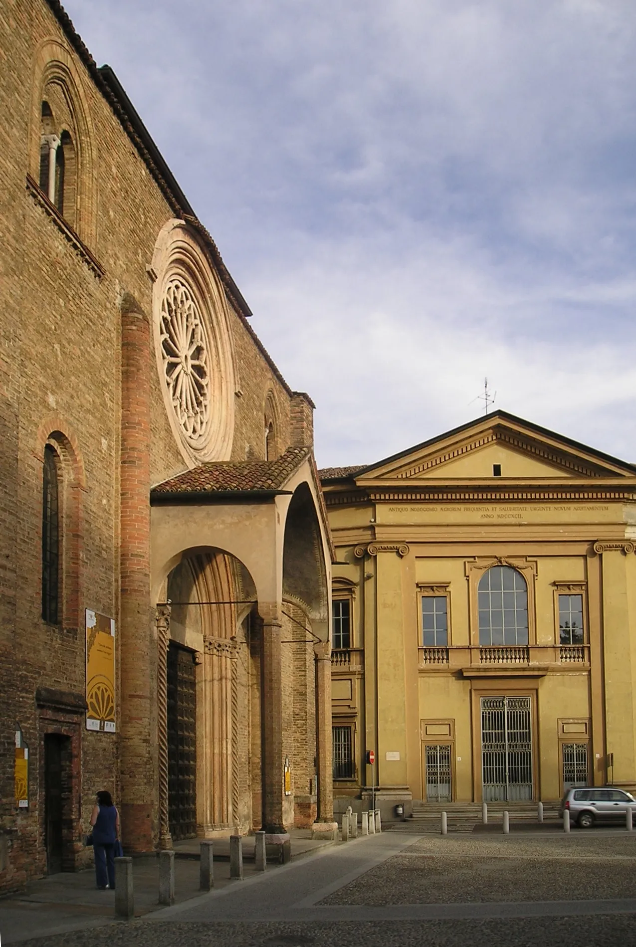Photo showing: Scorcio di piazza Ospitale a Lodi