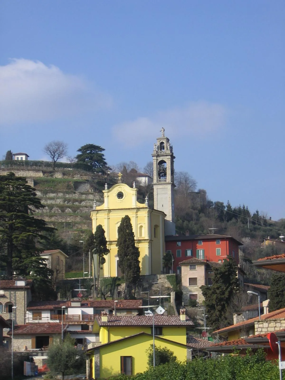 Photo showing: Carobbio degli Angeli, Bergamo, Italia