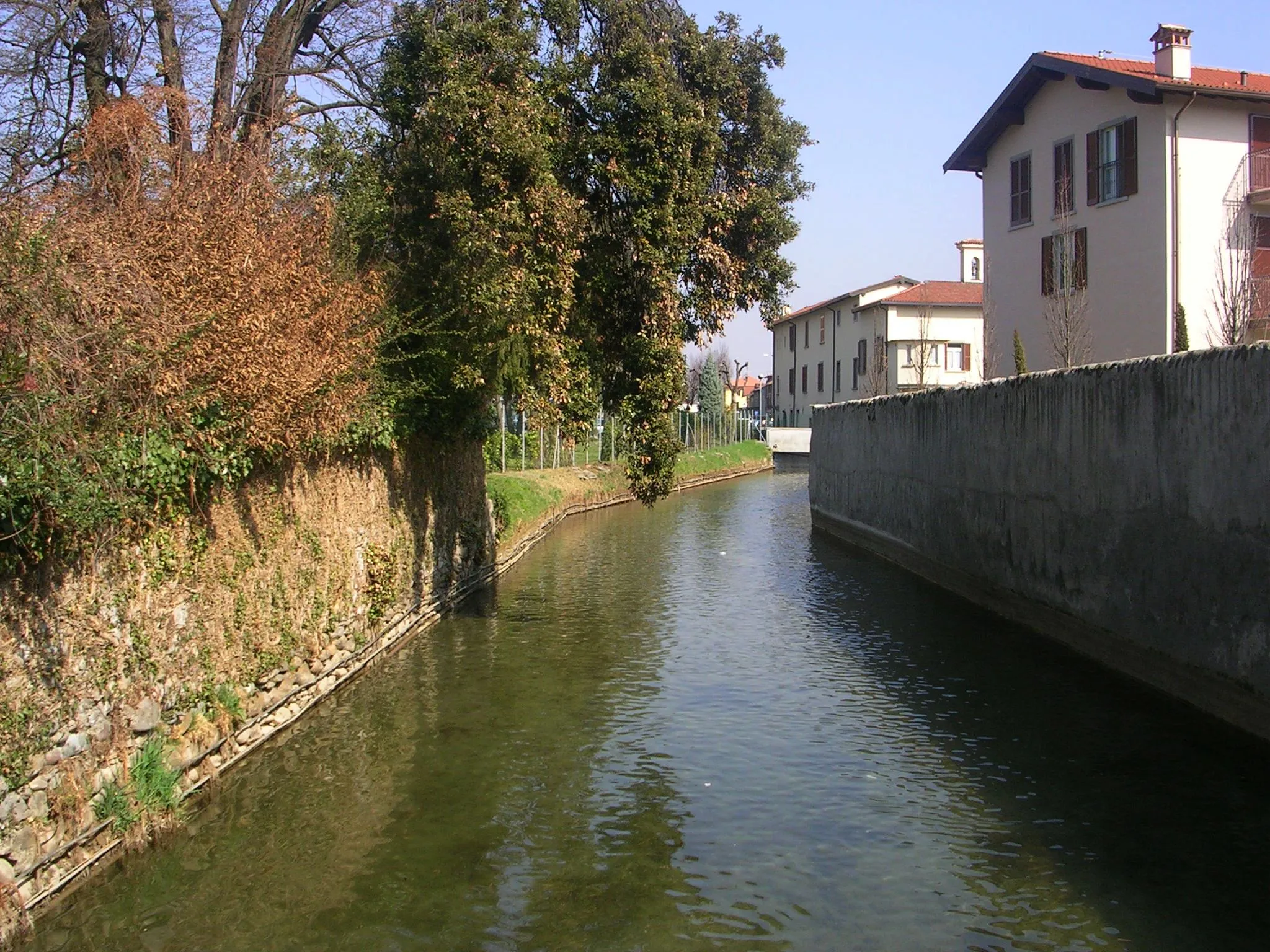 Photo showing: La roggia Serio Grande presso Torre Boldone (Bergamo)