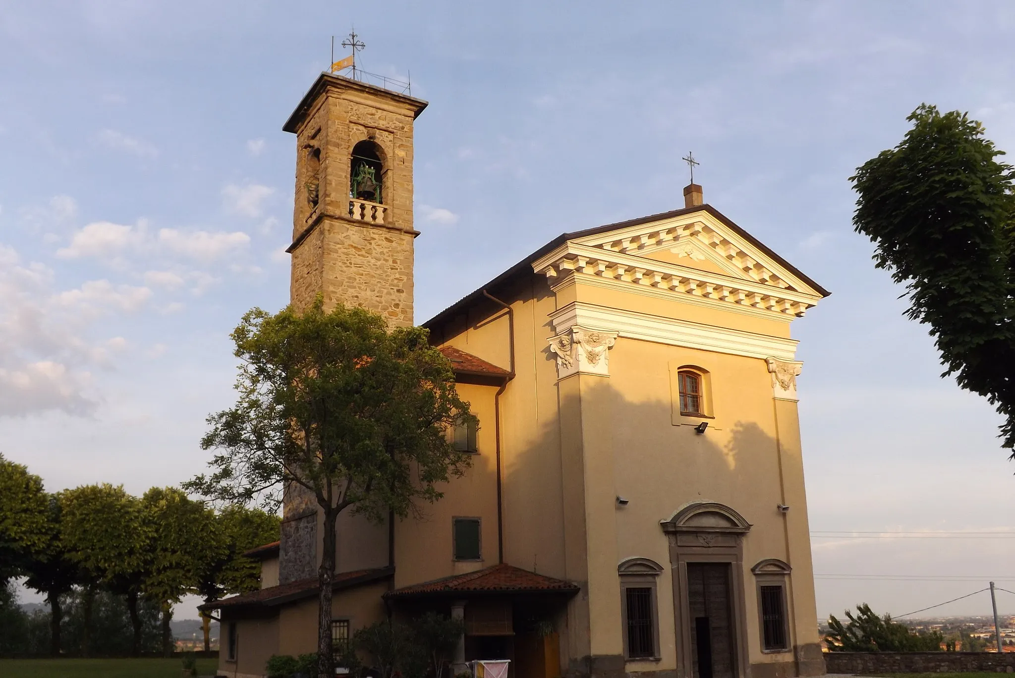 Photo showing: Il Santuario di Ambivere