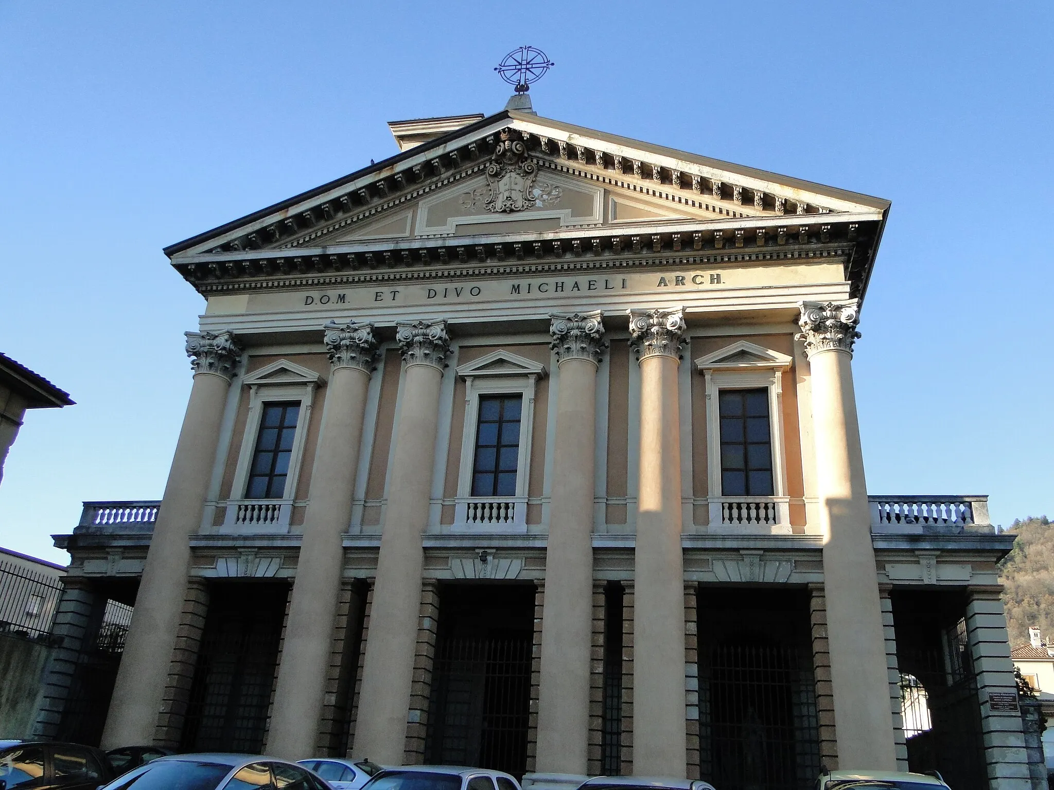 Photo showing: Alzano Lombardo (BG), Italy. Chiesa San Michele Arcangelo