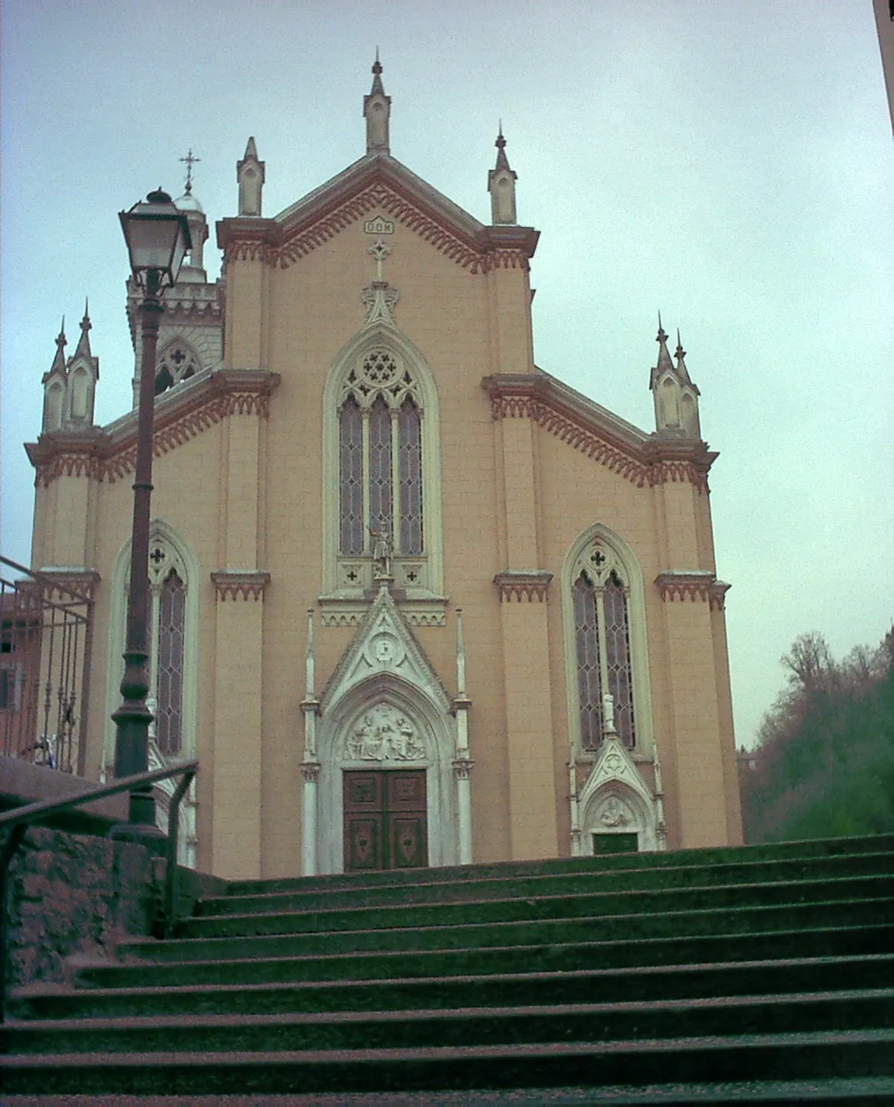 Photo showing: Parish church, Brembilla, Bergamo, Lombardy, Italy