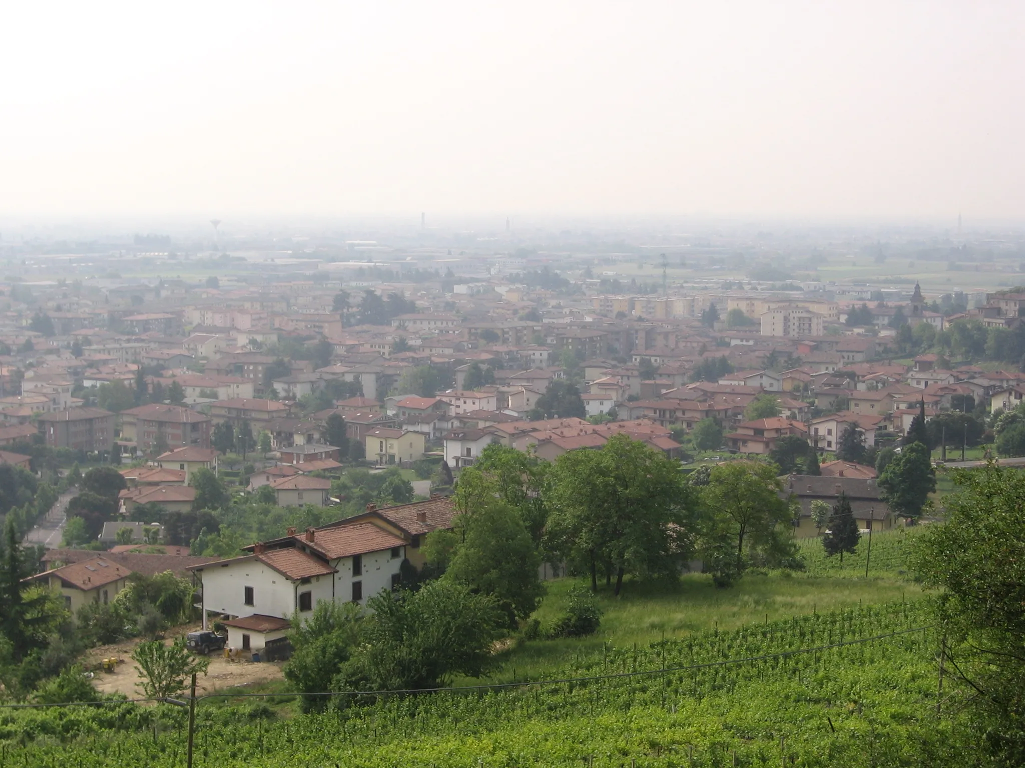 Photo showing: Grumello del monte, Bergamo, Italia