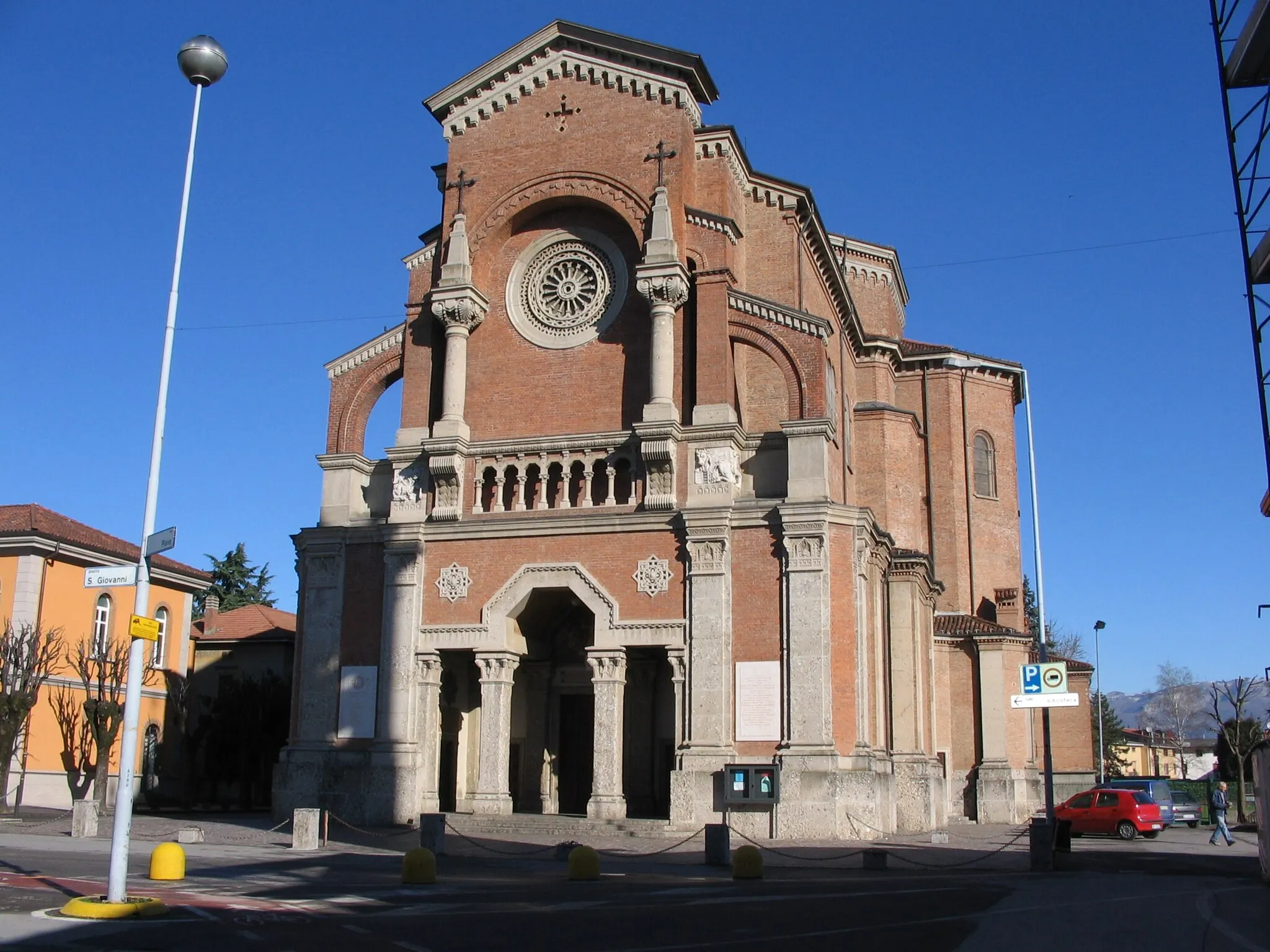 Photo showing: Autore Giorces. Parrocchiale S. Giovanni Battista.