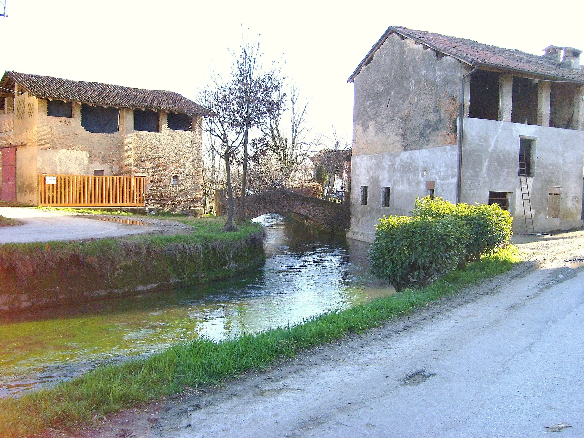 Photo showing: Scorcio della roggia Alchina in fraz. Colomberone