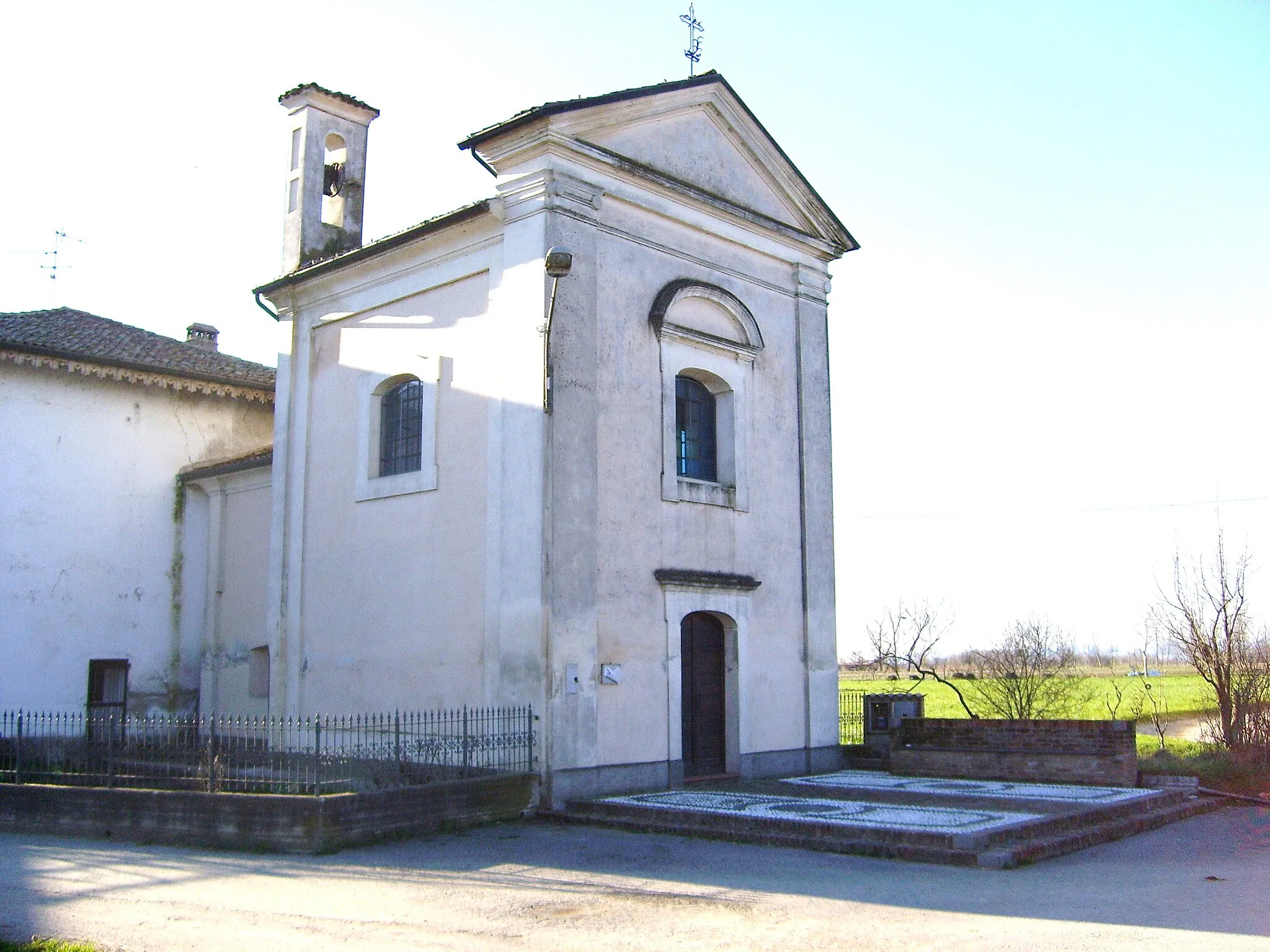 Photo showing: Colomberone, Chiesa della Madonna della Neve. 7 marzo 2009 h 17.00