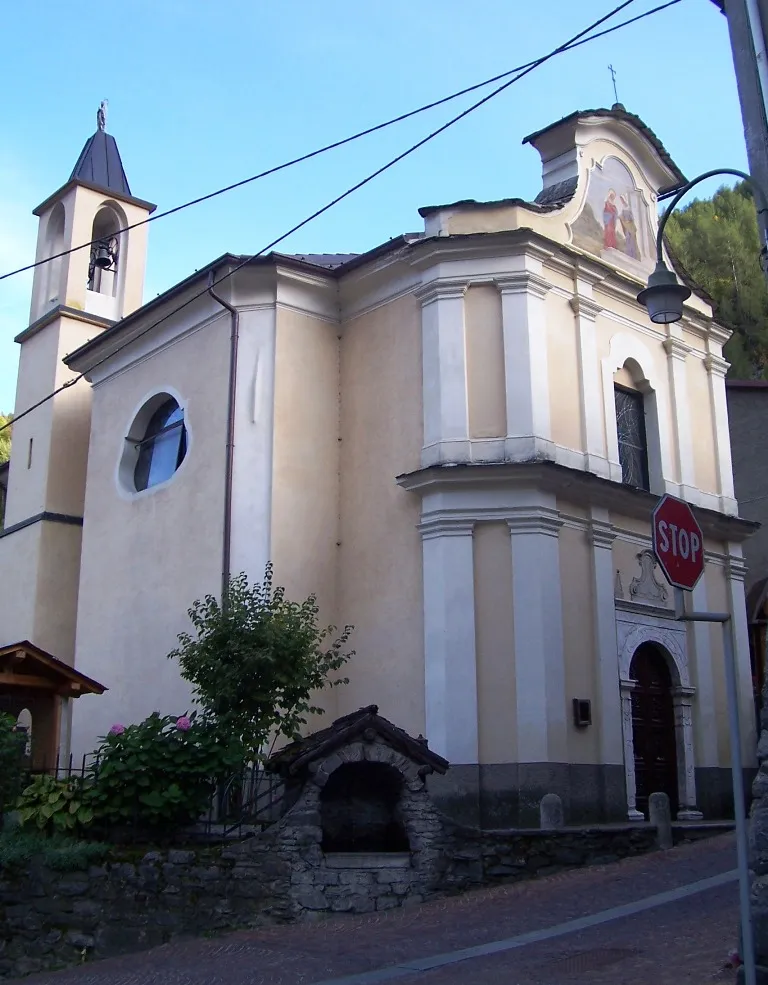 Photo showing: Church of the Madonna of the rosary. Corteno Golgi, Val Camonica