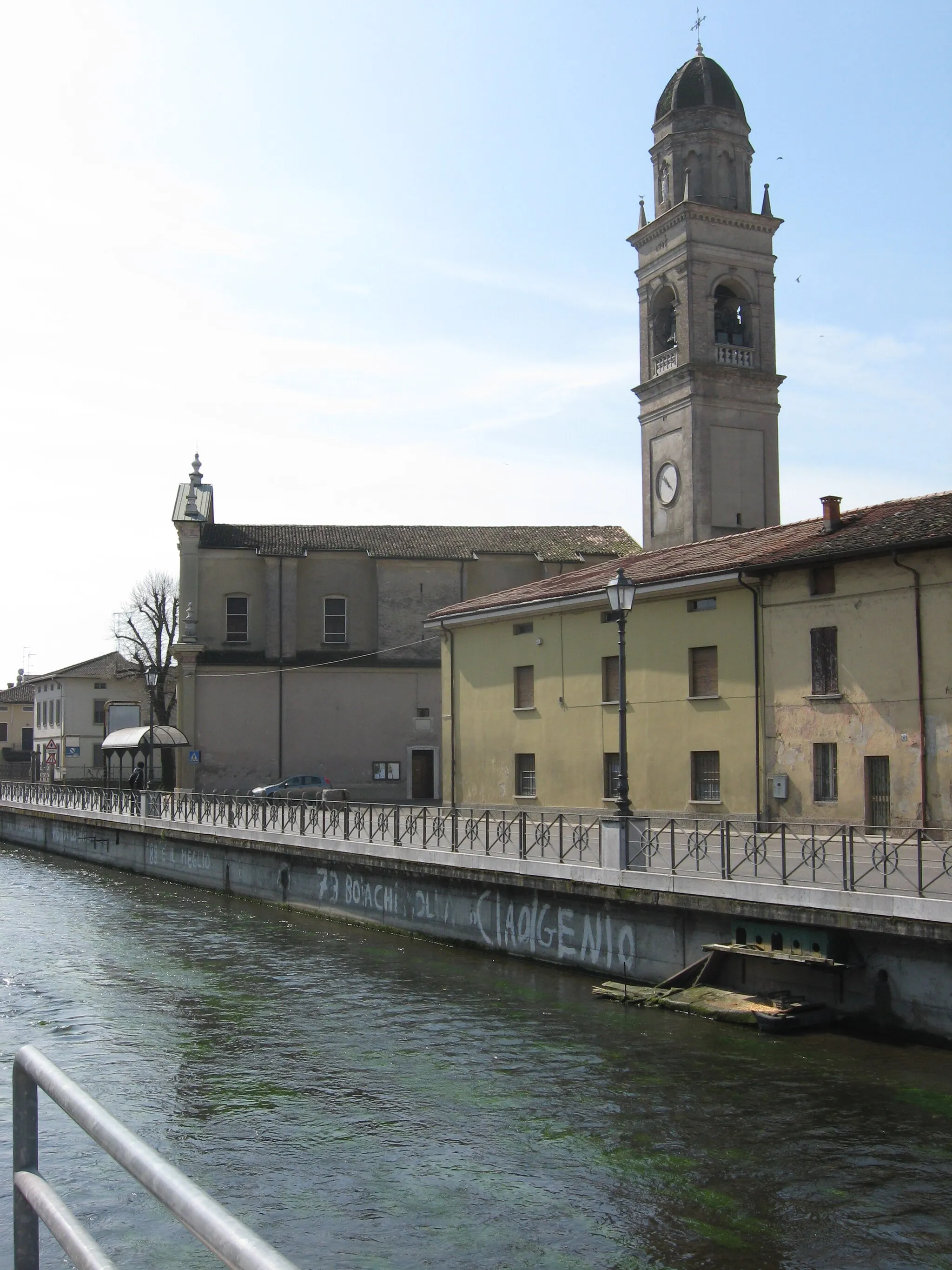 Photo showing: Santa Maria Annunciata church, Isorella, province of Brescia, Italy