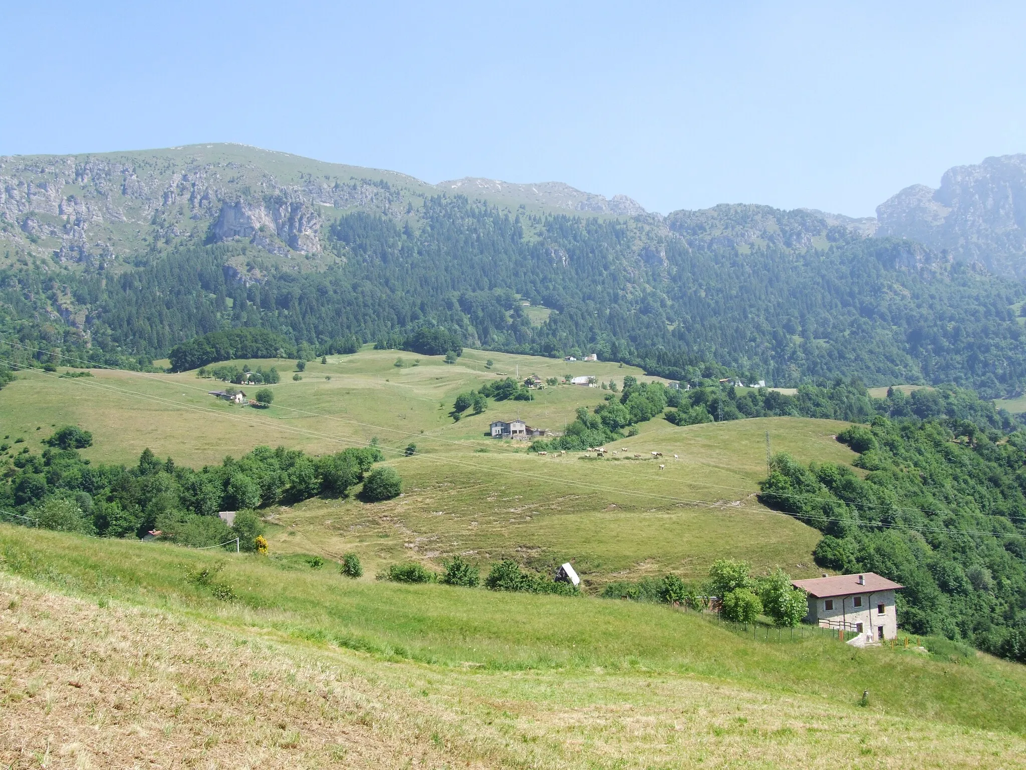 Photo showing: altopiano di Denai a Magasa in provincia di Brescia