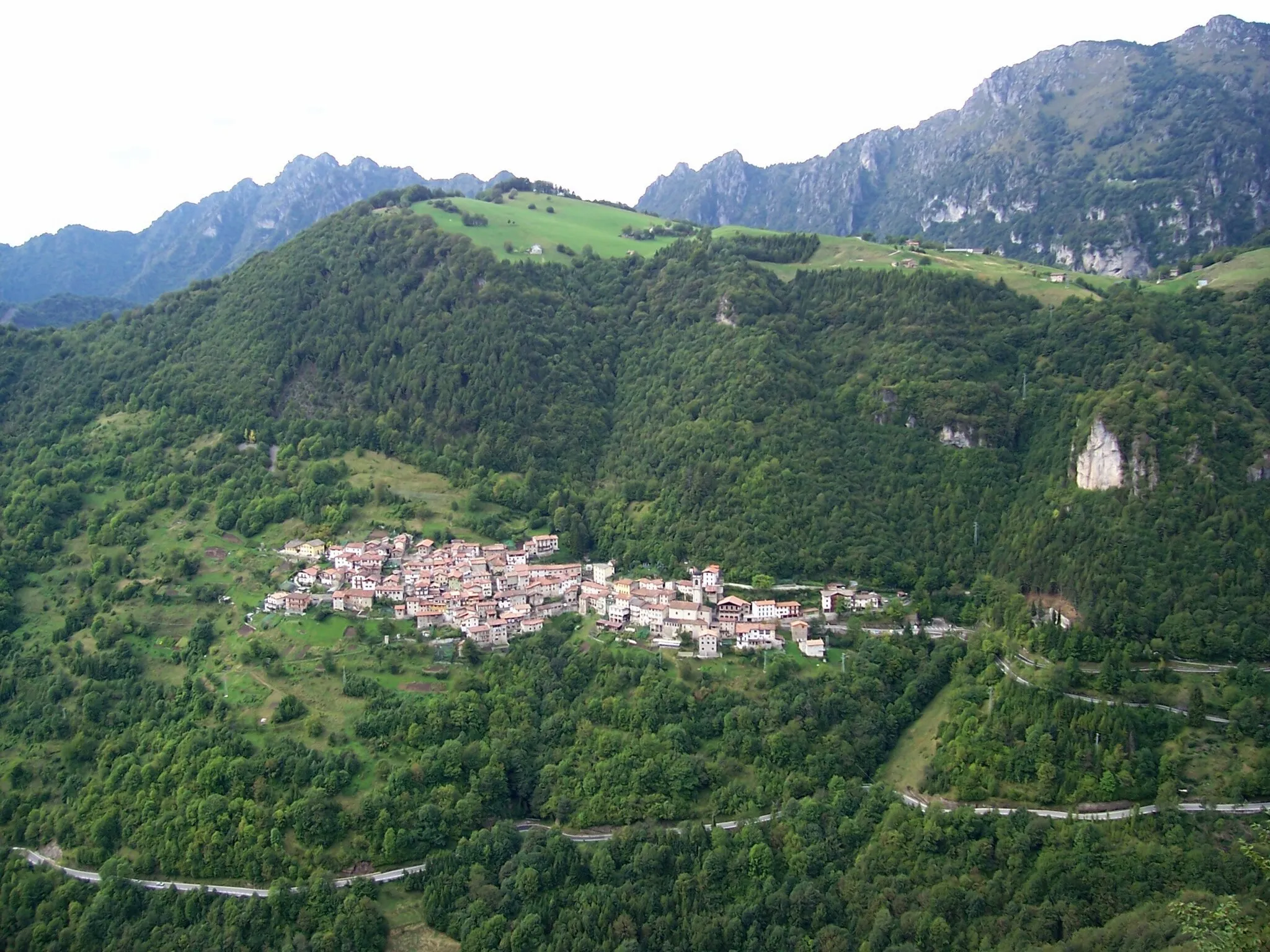 Photo showing: panorama di magasa