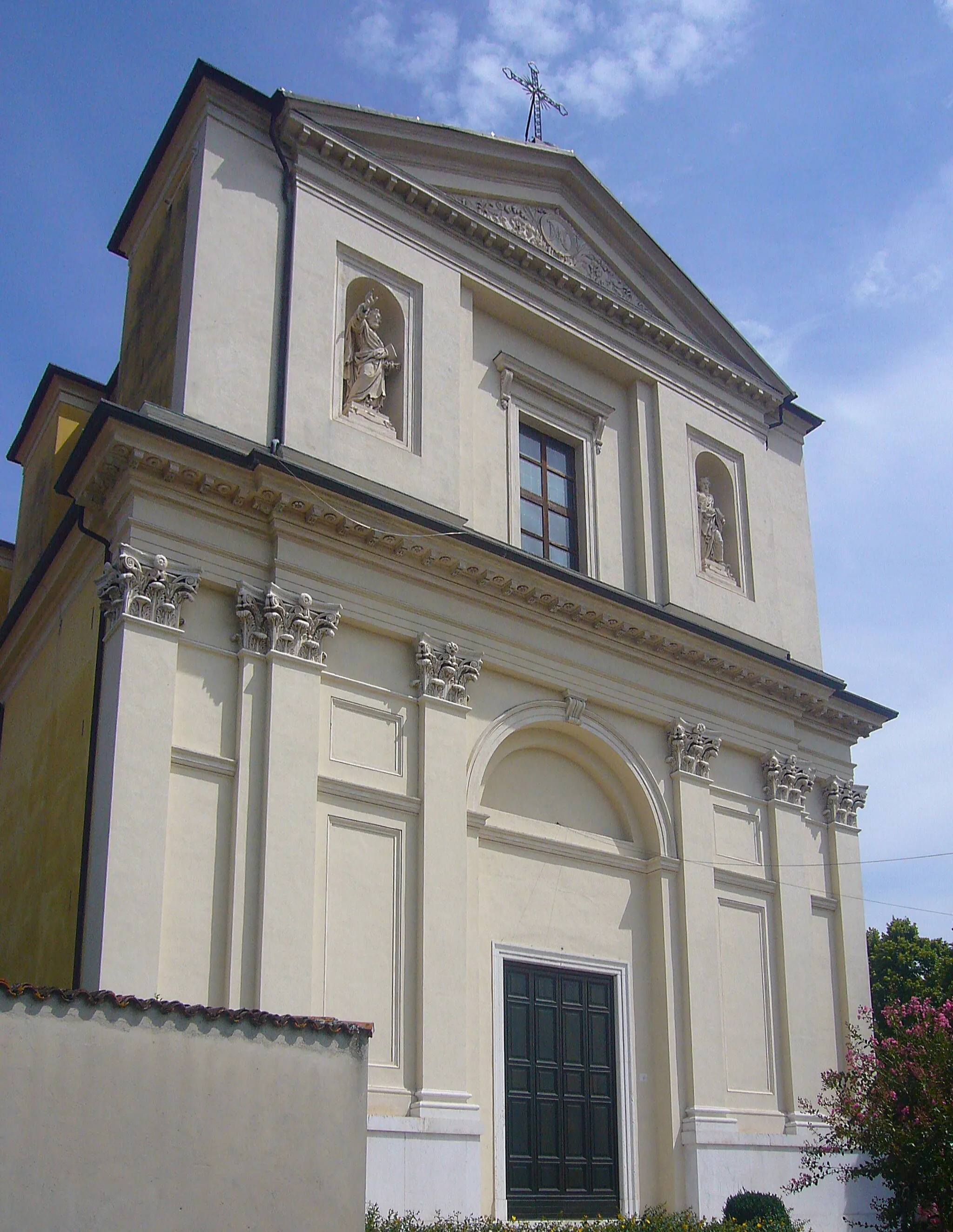 Photo showing: La chiesa di Santa Maria Assunta a Muscoline (BS)