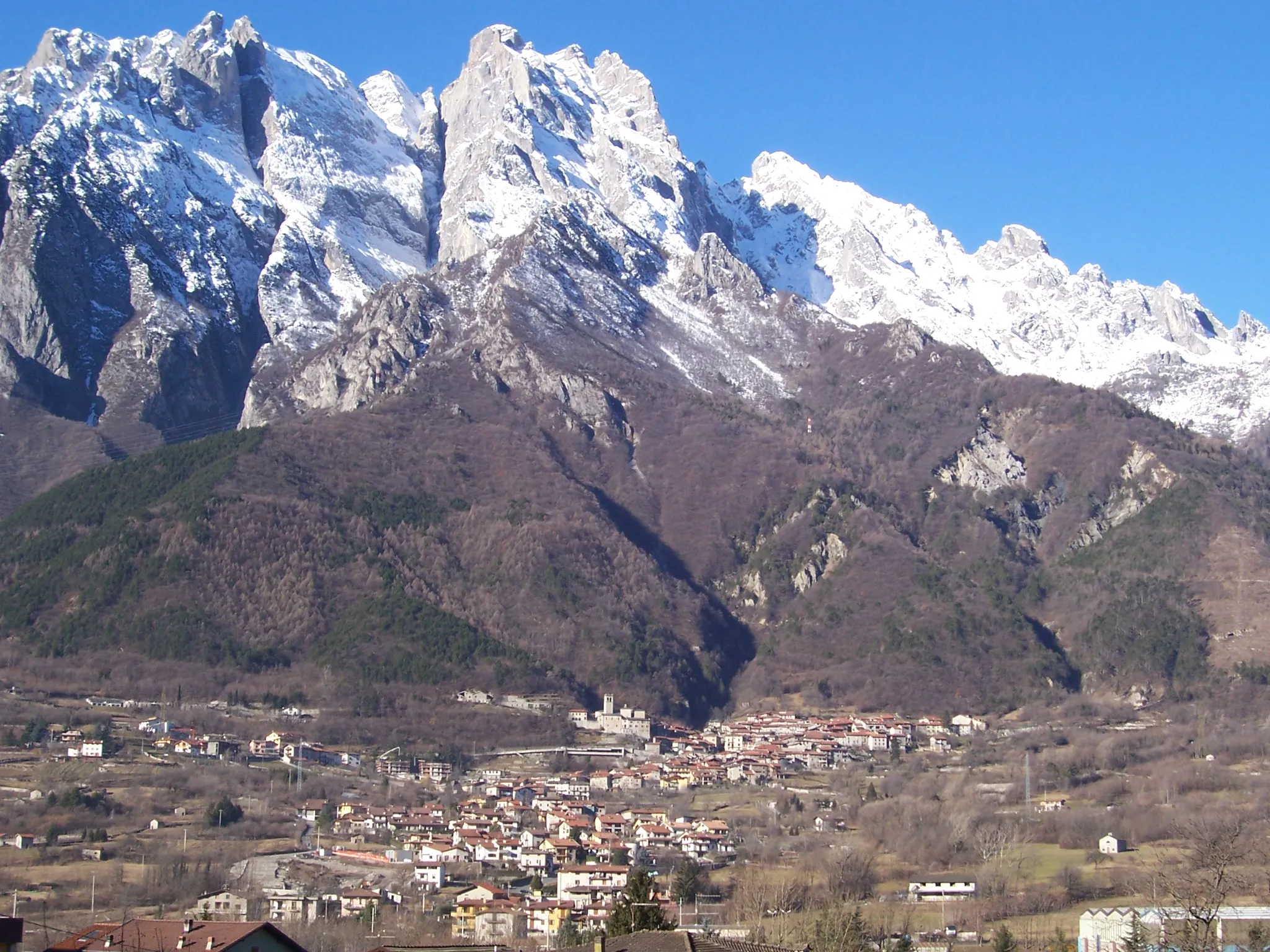 Photo showing: Cerveno, Val Camonica, Italia