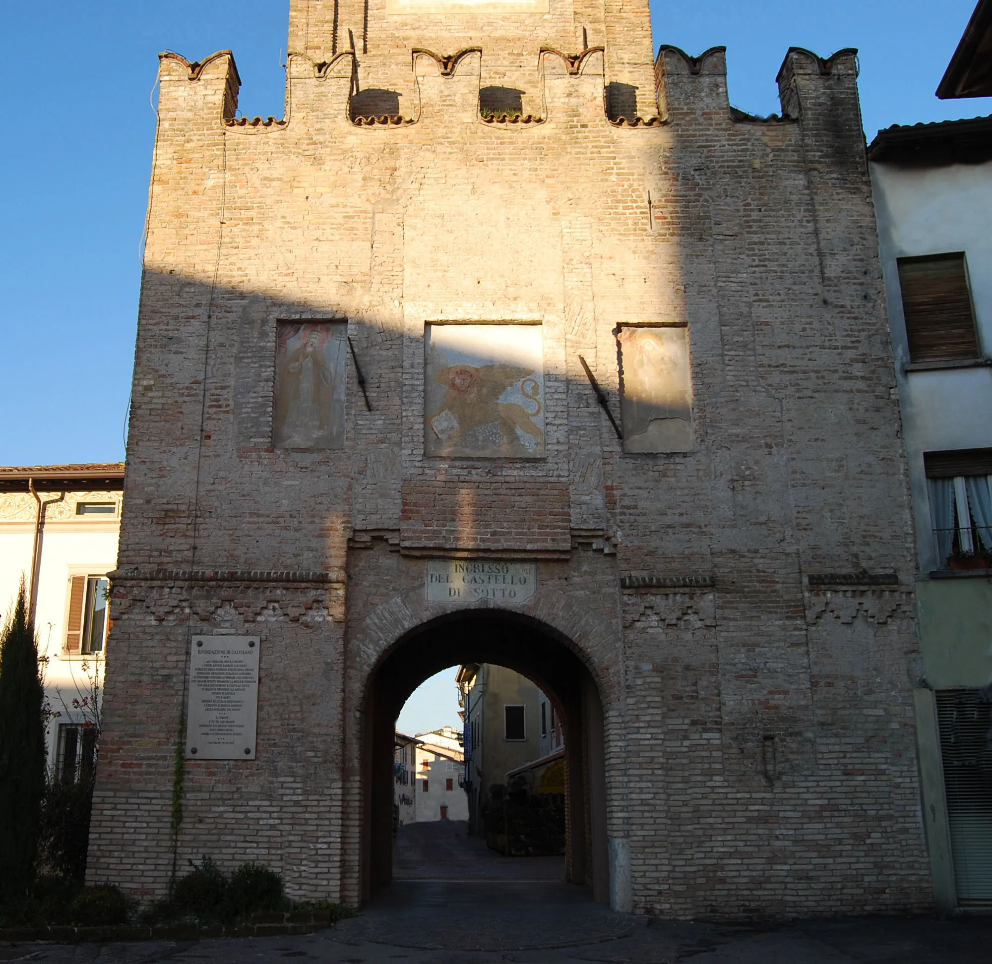 Photo showing: Calvisano, il castello.