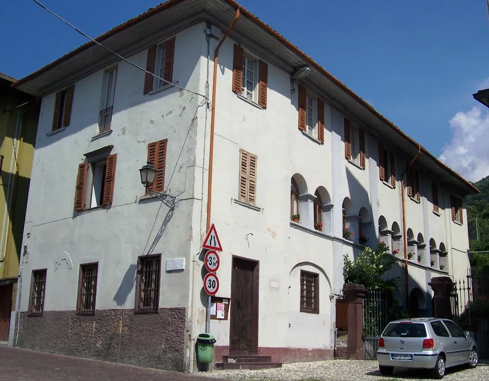 Photo showing: House, Pian Camuno, Val Camonica