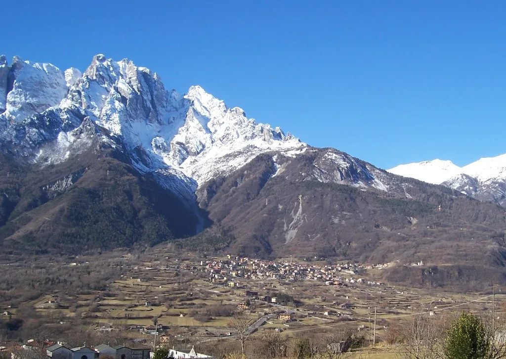Photo showing: Ono san Pietro, Val Camonica, Italia