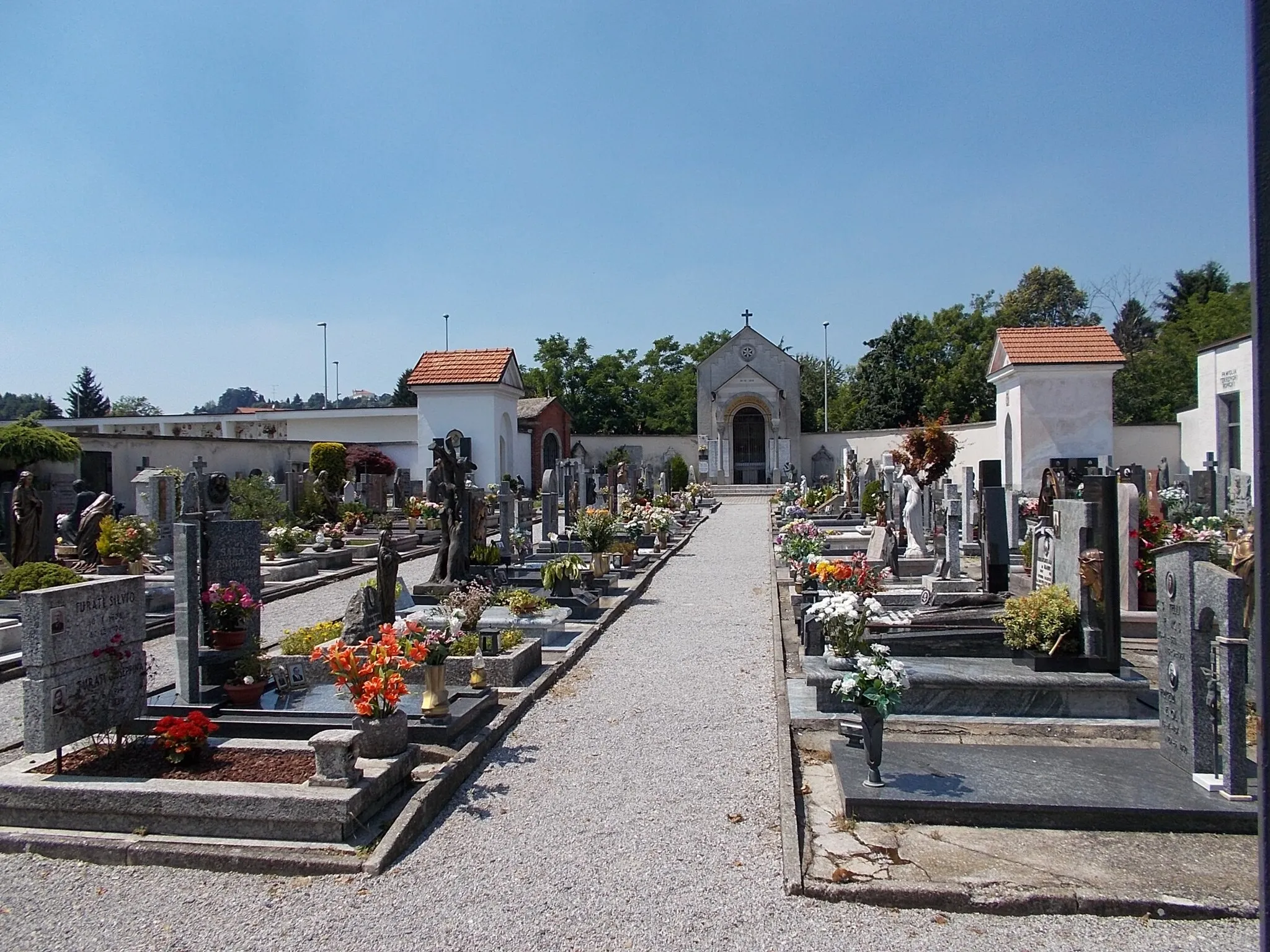 Photo showing: Anzano del Parco - temető