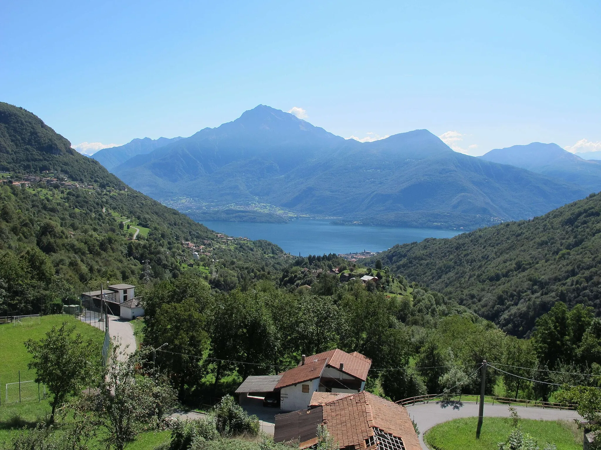 Photo showing: Italy, Lombardy, Dosso del Liro, view over Lake Como