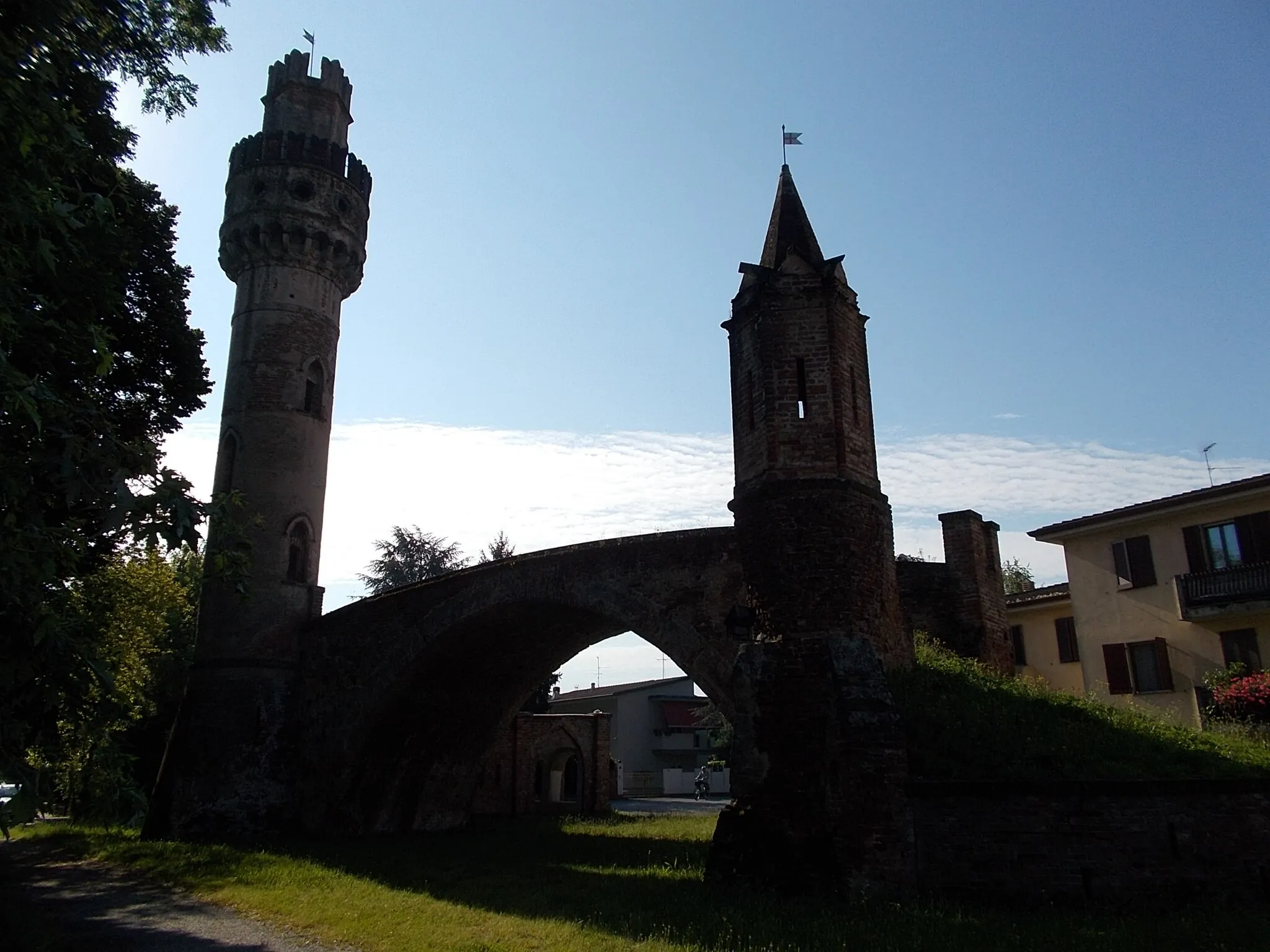 Photo showing: Casalbuttano ed Uniti - Torre della Norma