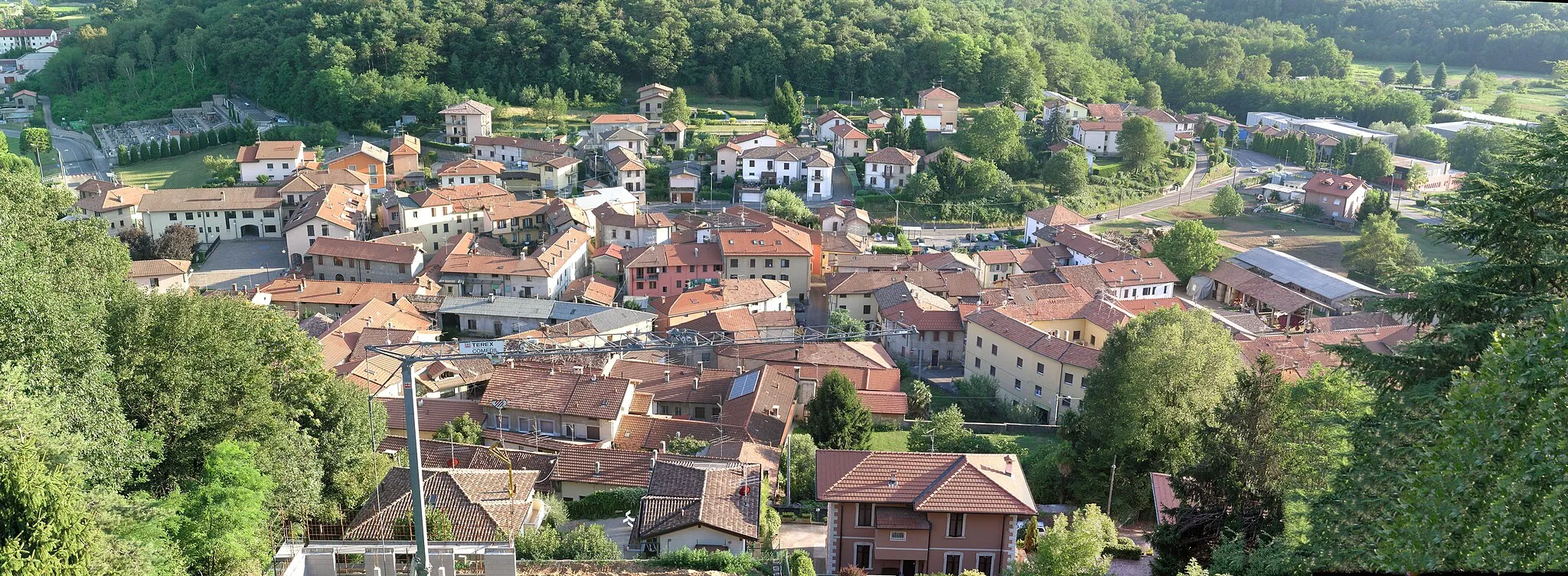 Photo showing: Panorama del paese dal campanile del santuario