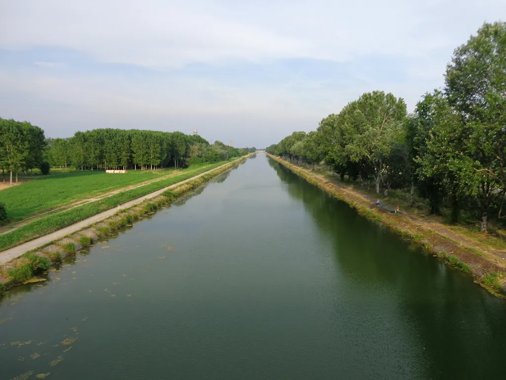Photo showing: Il canale Milano-Cremona-Po nel territorio comunale di Spinadesco.