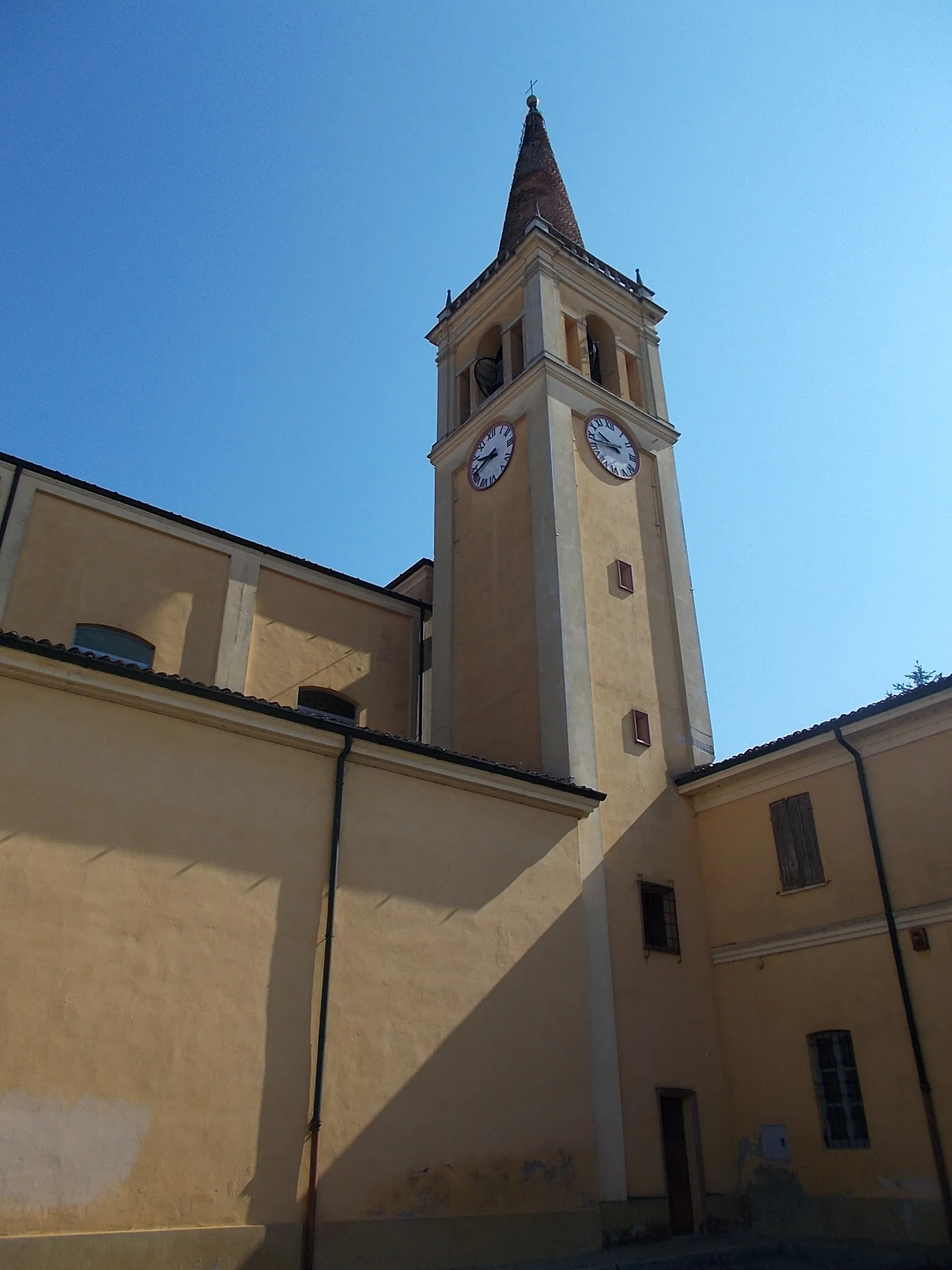 Photo showing: Casalmorano - San Ambrogio Vescovo-templom