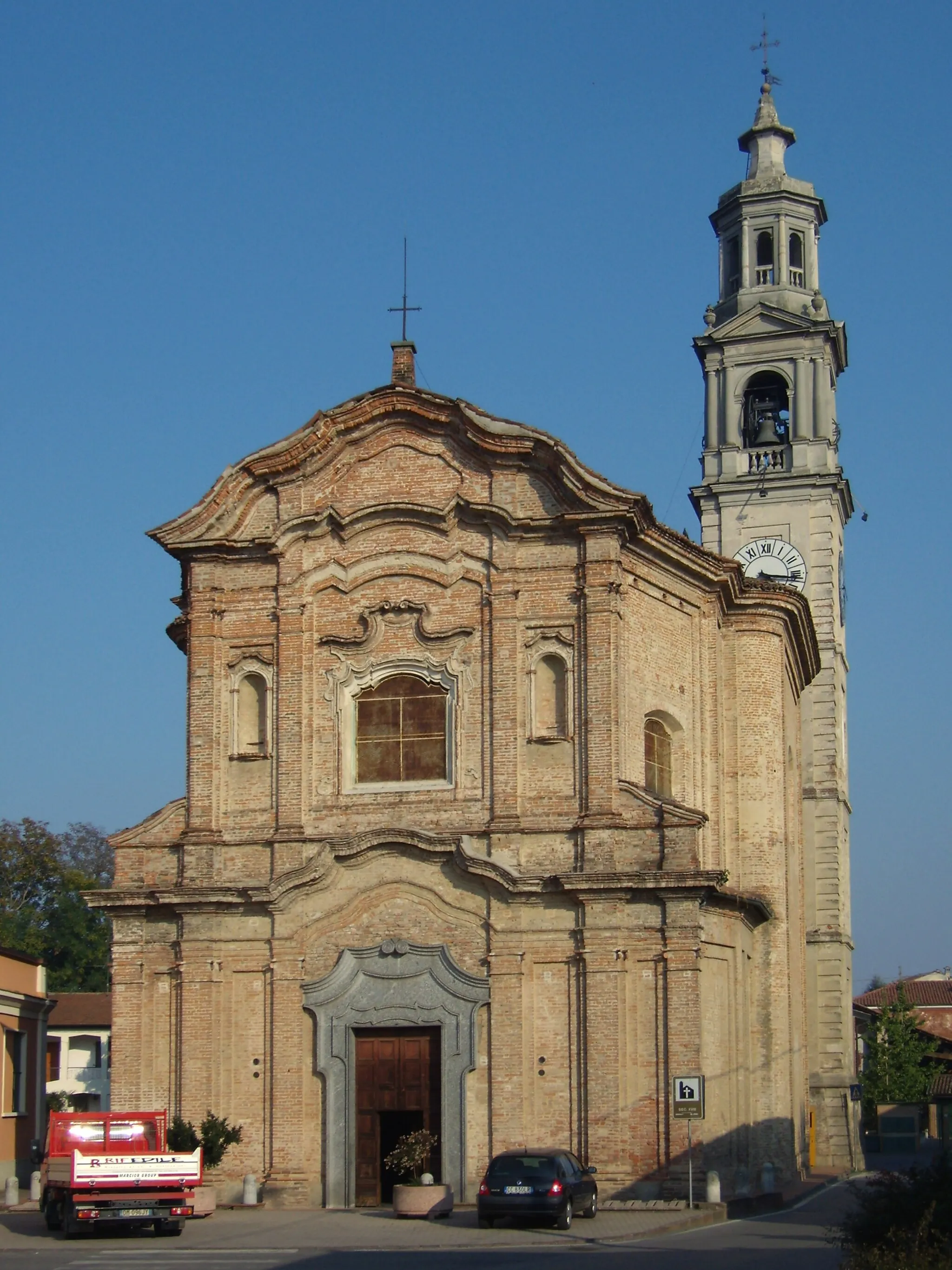 Photo showing: Chiesa parrocchiale di San Pietro a Casaletto Ceredano (CR), Italy