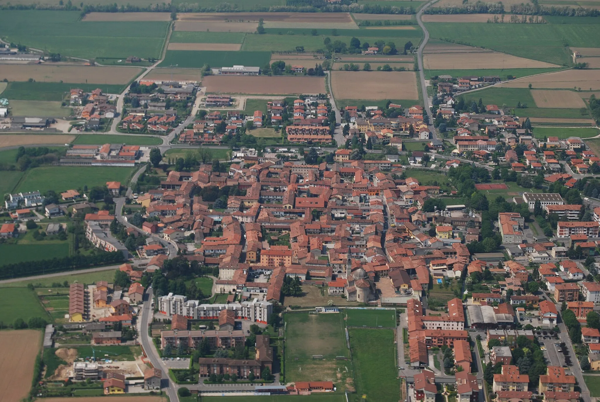 Photo showing: Air view of Calvenzano