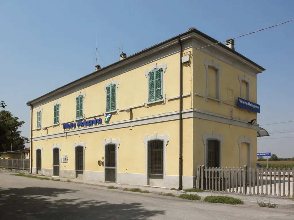 Photo showing: Stazione ferroviaria di Villetta Malagnino