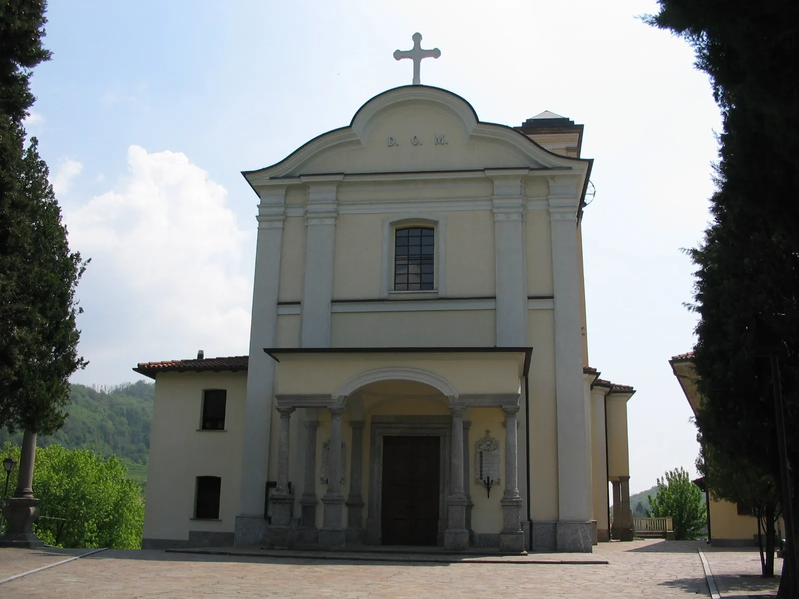 Photo showing: Autore Giorces. Monte Marenzo, la Parrocchiale.