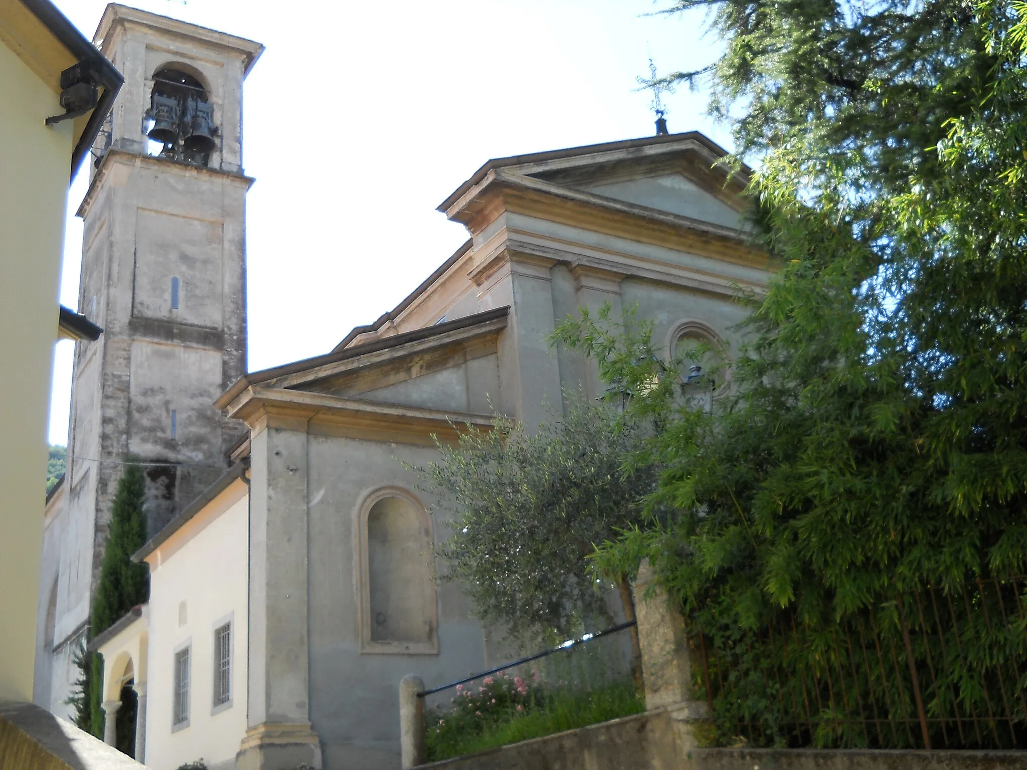 Photo showing: Church of Santo Stefano, Garlate, Lecco, Italy