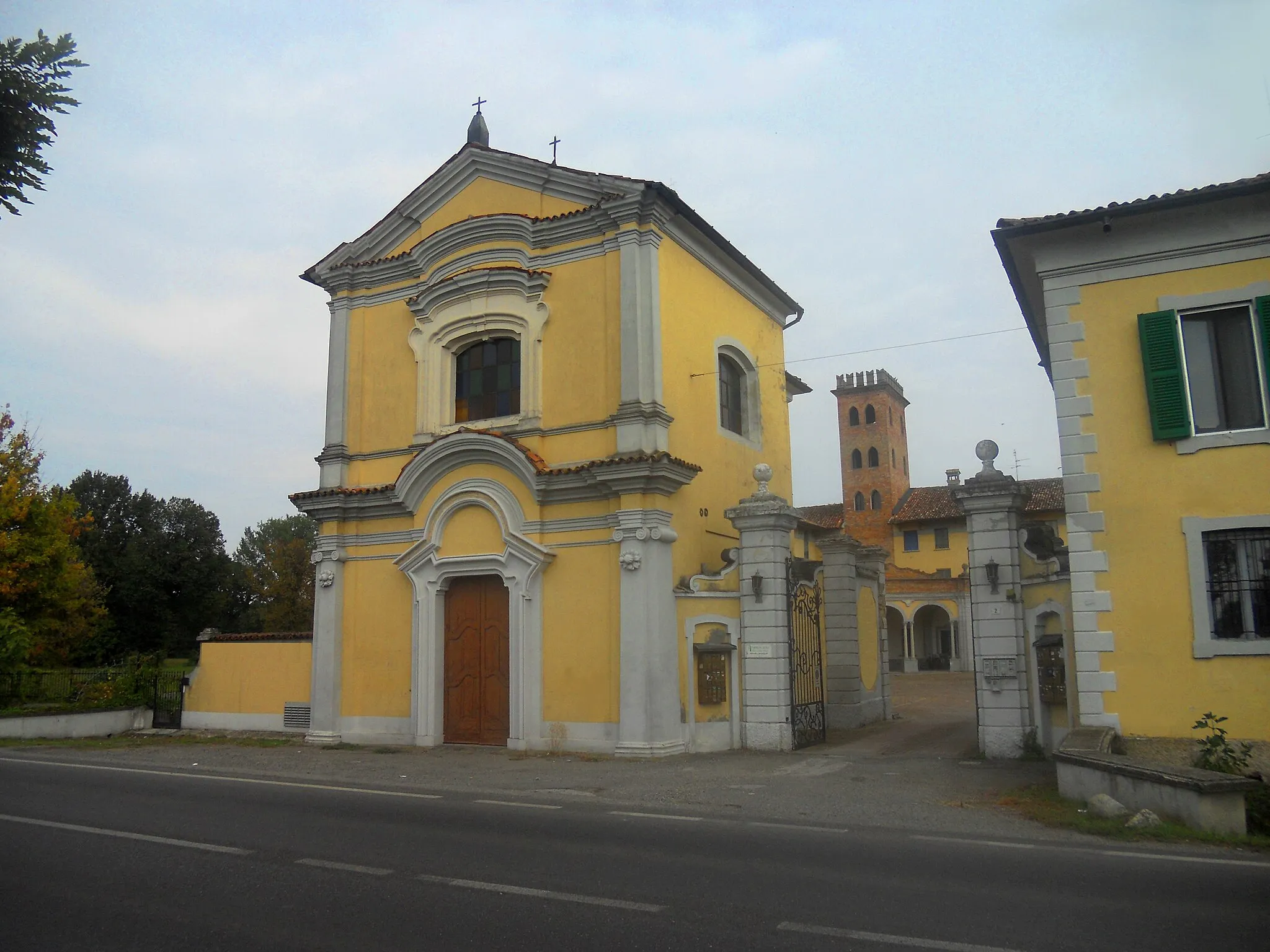 Photo showing: Pianengo, Lombardio (plibriligita versio de file:Pianengo.JPG)