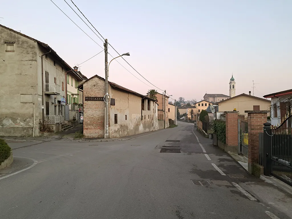 Photo showing: Moscazzano, via Rovereto.