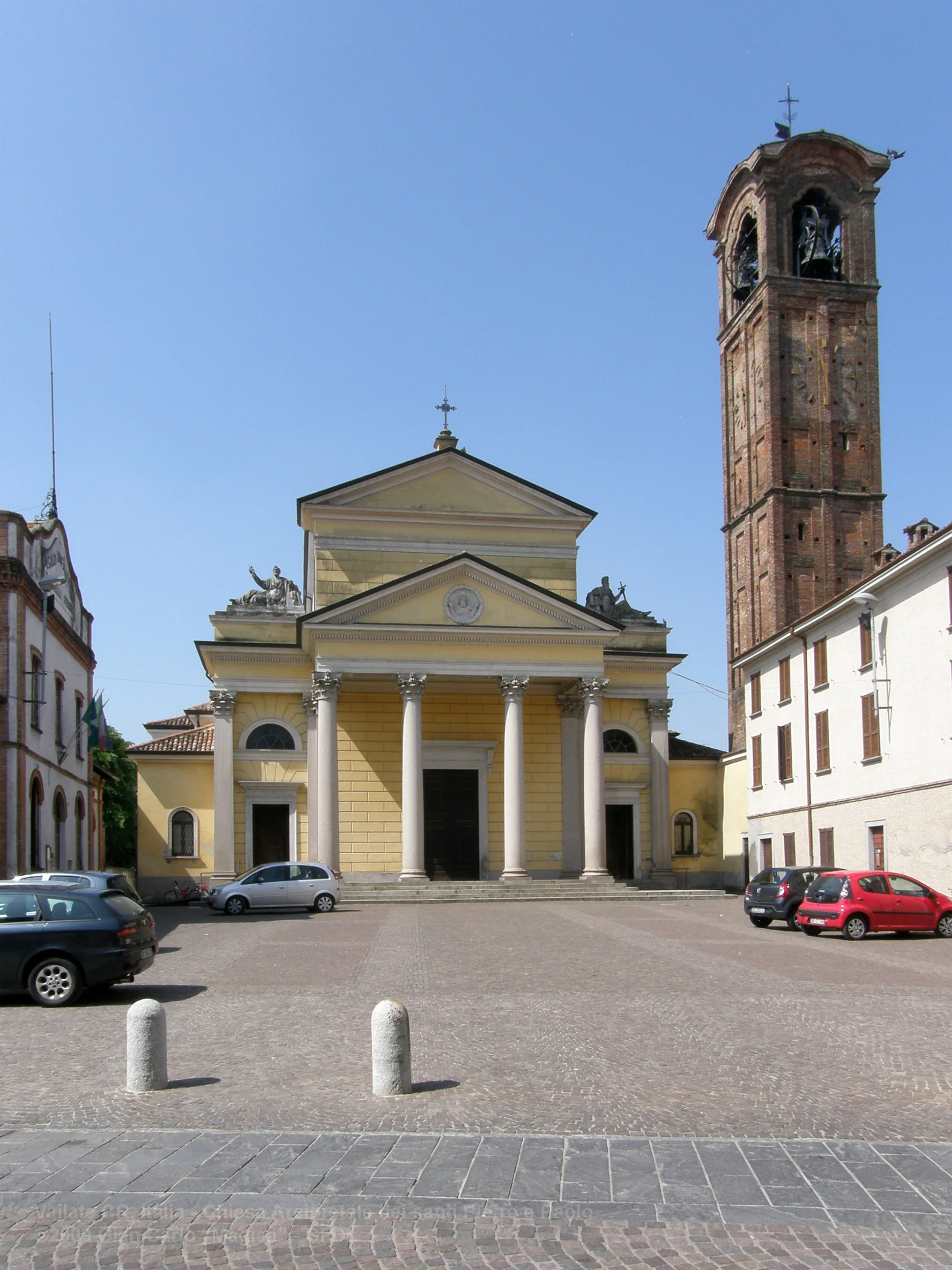 Photo showing: Vailate CR, Italy - Parish Church