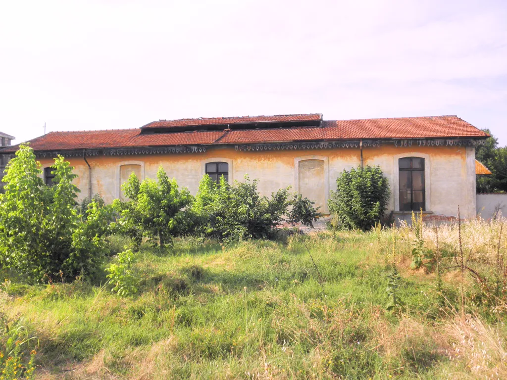 Photo showing: Ex rimessa locomotive della stazione SNFT di Soresina