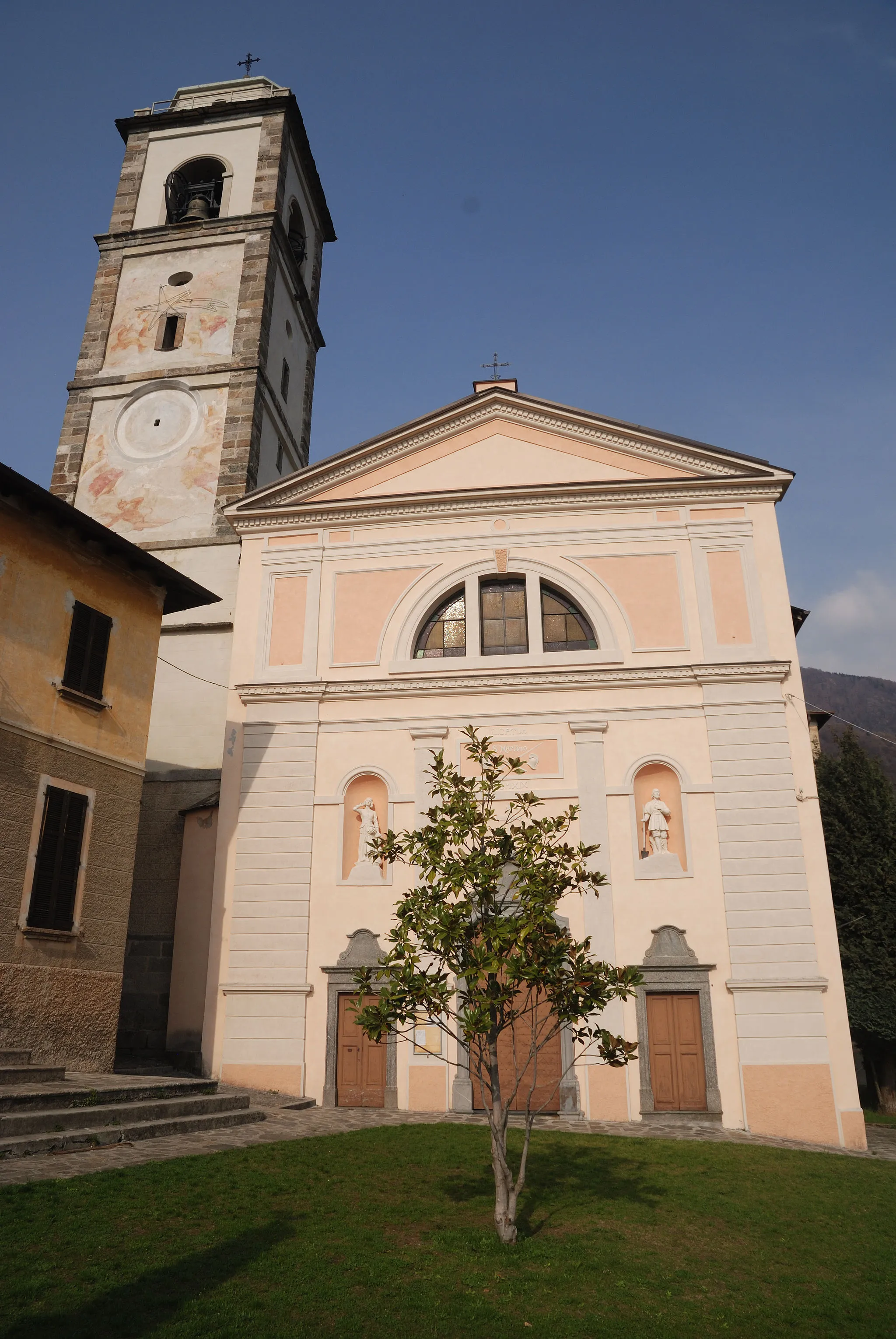 Photo showing: Parish of St. Martino in Sueglio